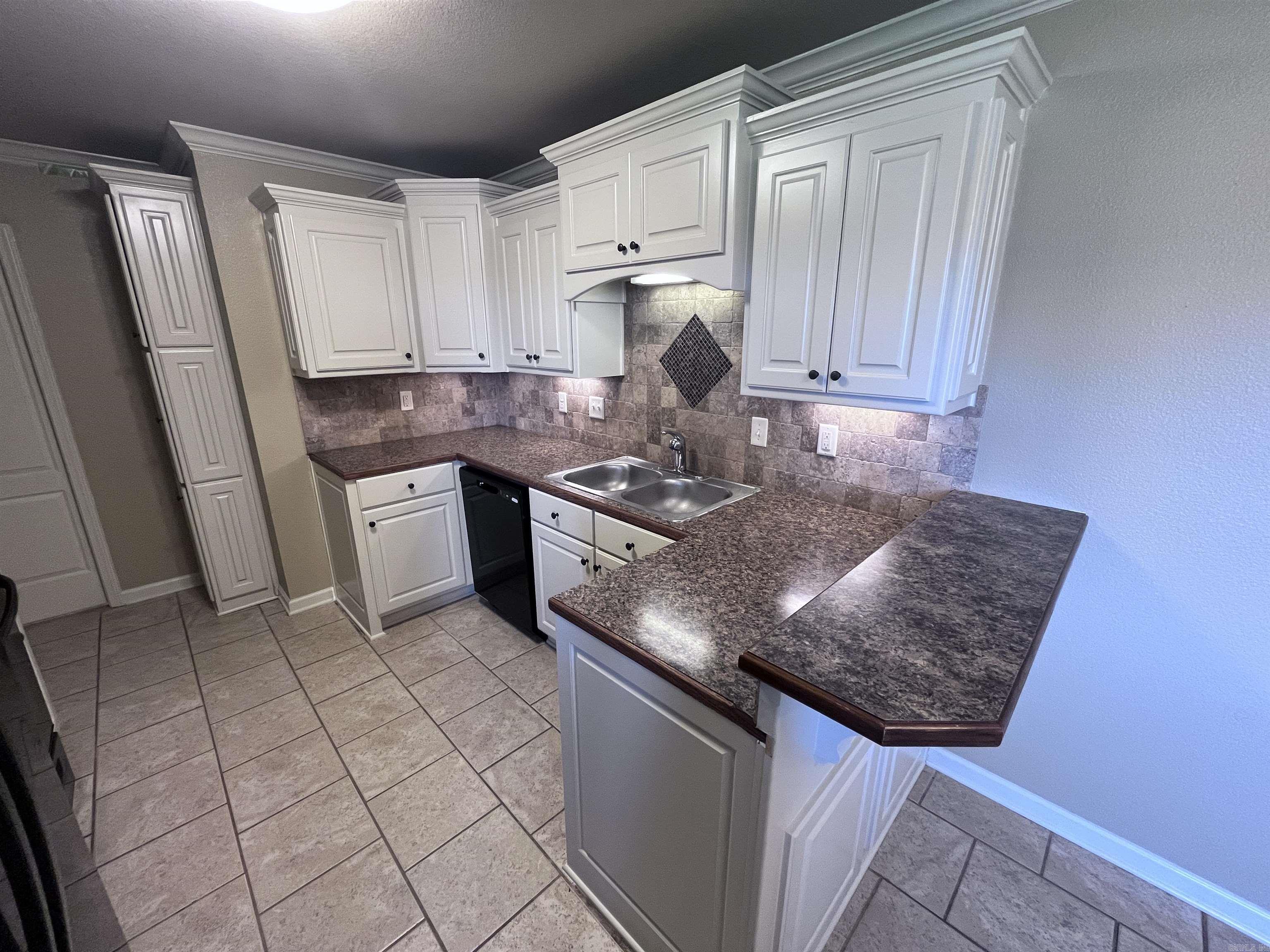 Magnolia Estates - Residential Lease