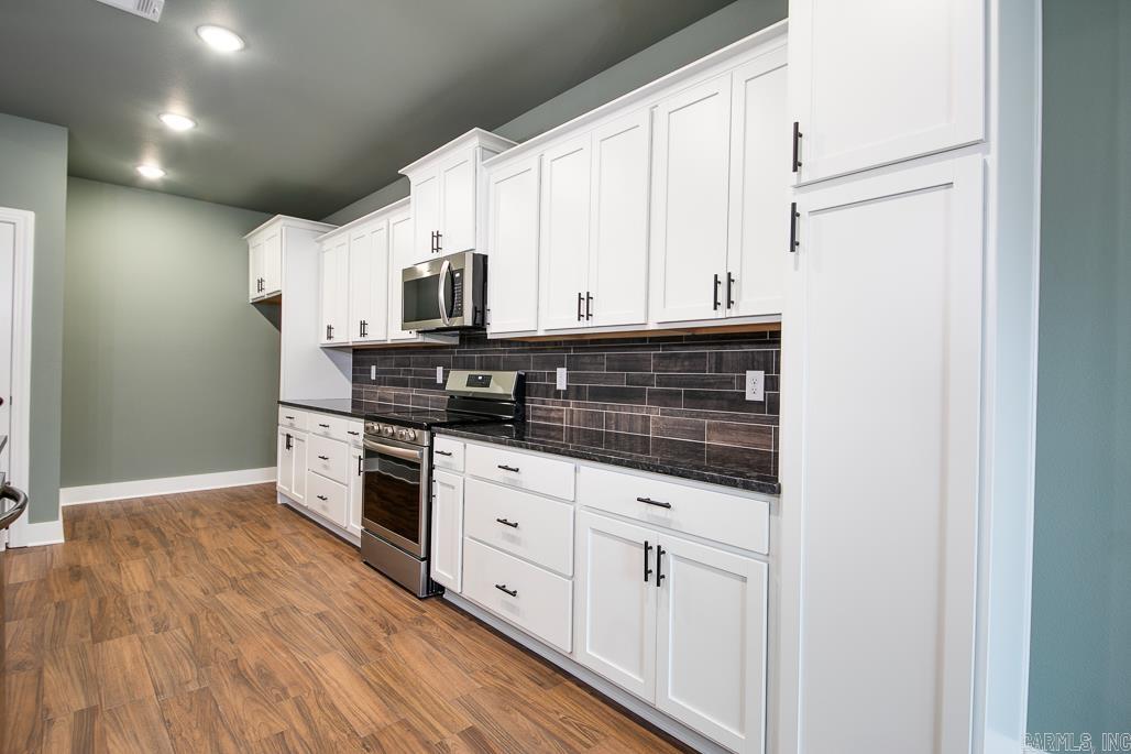 HIDDEN VALLEY ESTATES - Residential