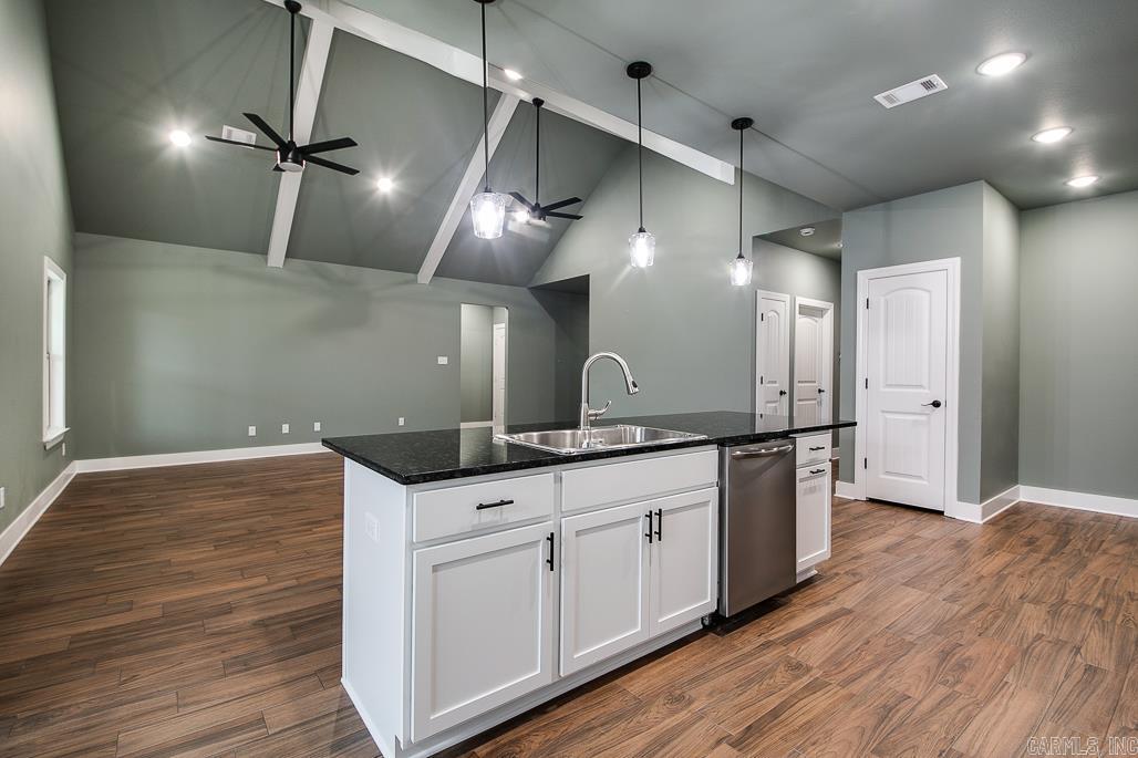 HIDDEN VALLEY ESTATES - Residential