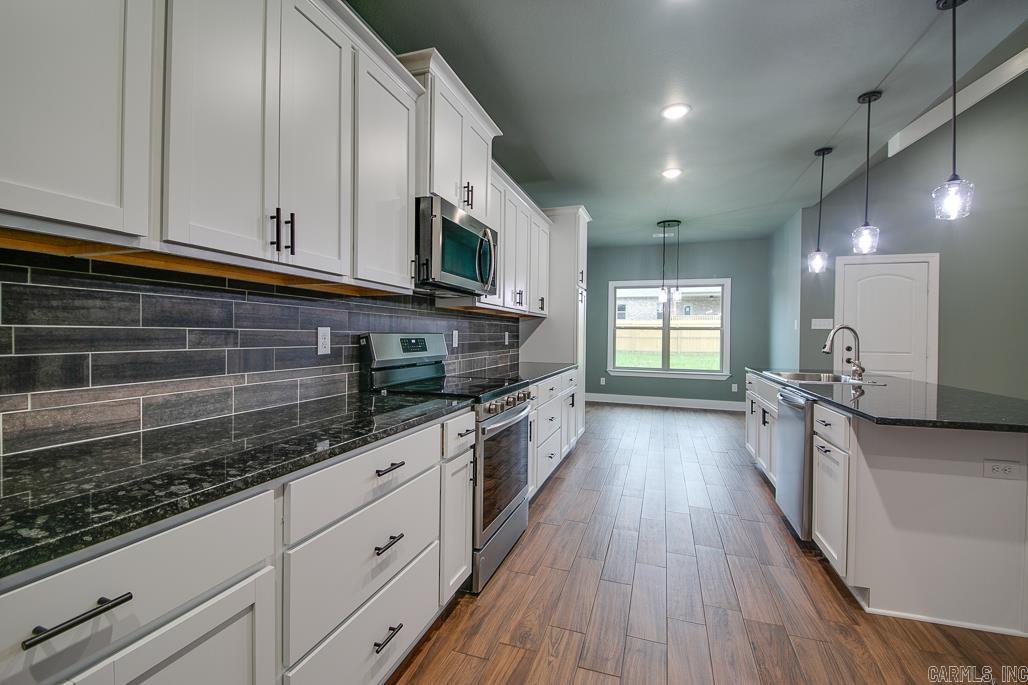 HIDDEN VALLEY ESTATES - Residential