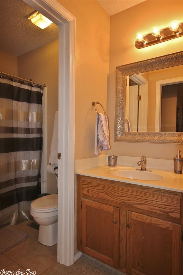 ROLLING OAKS - Residential