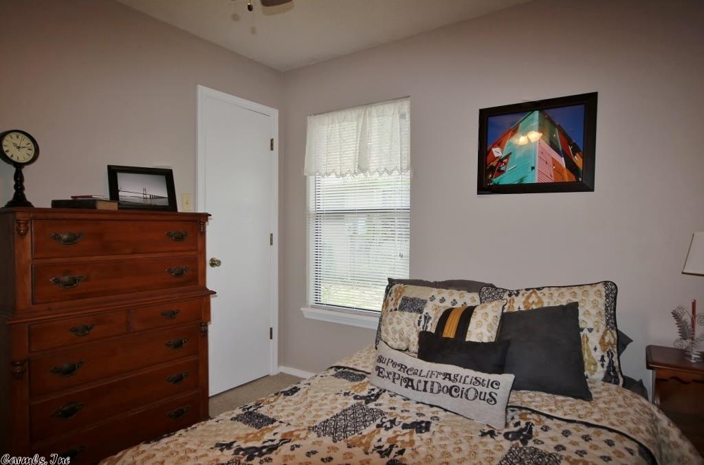 ROLLING OAKS - Residential