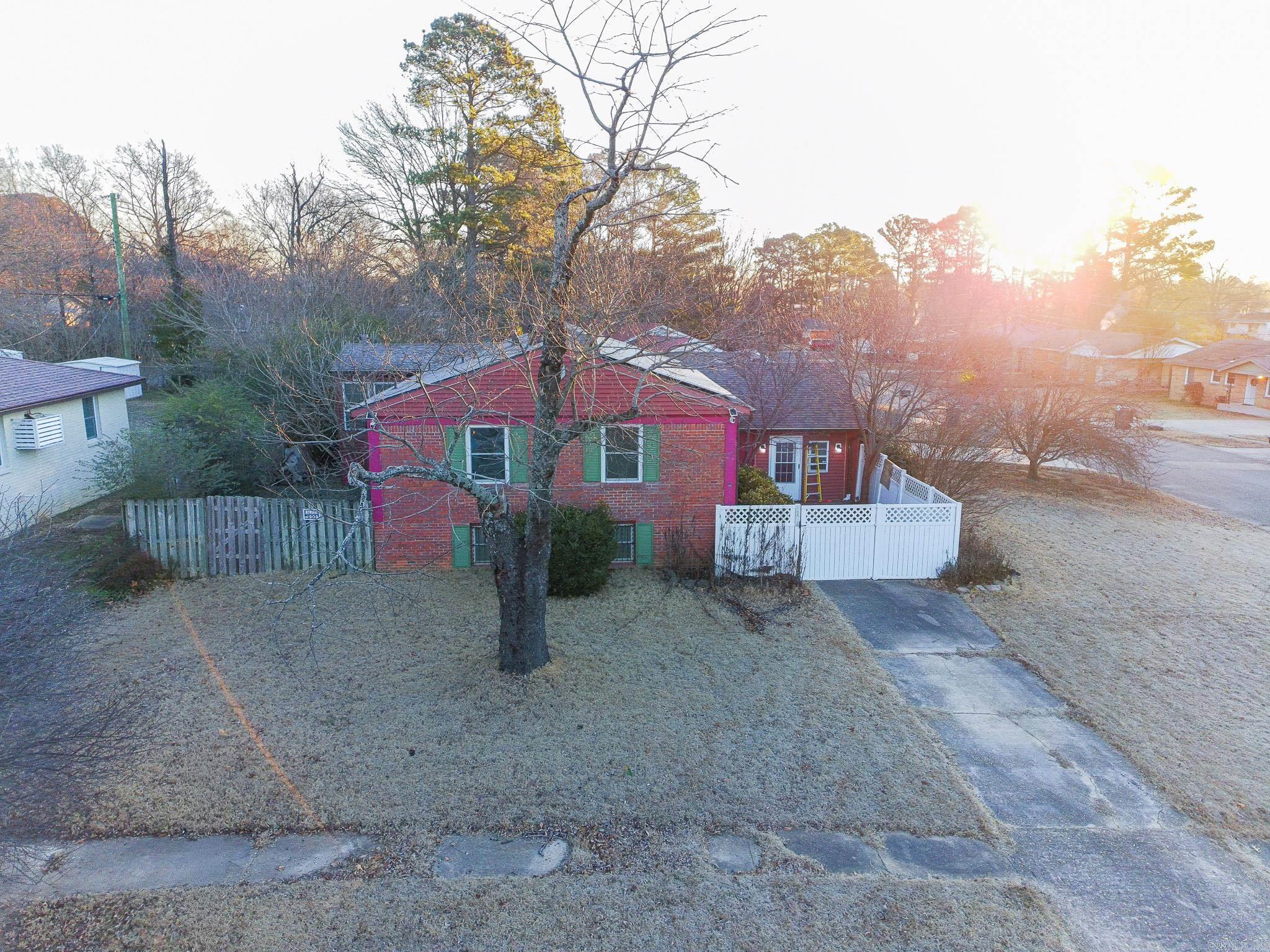 NOBLE ACRES - Residential