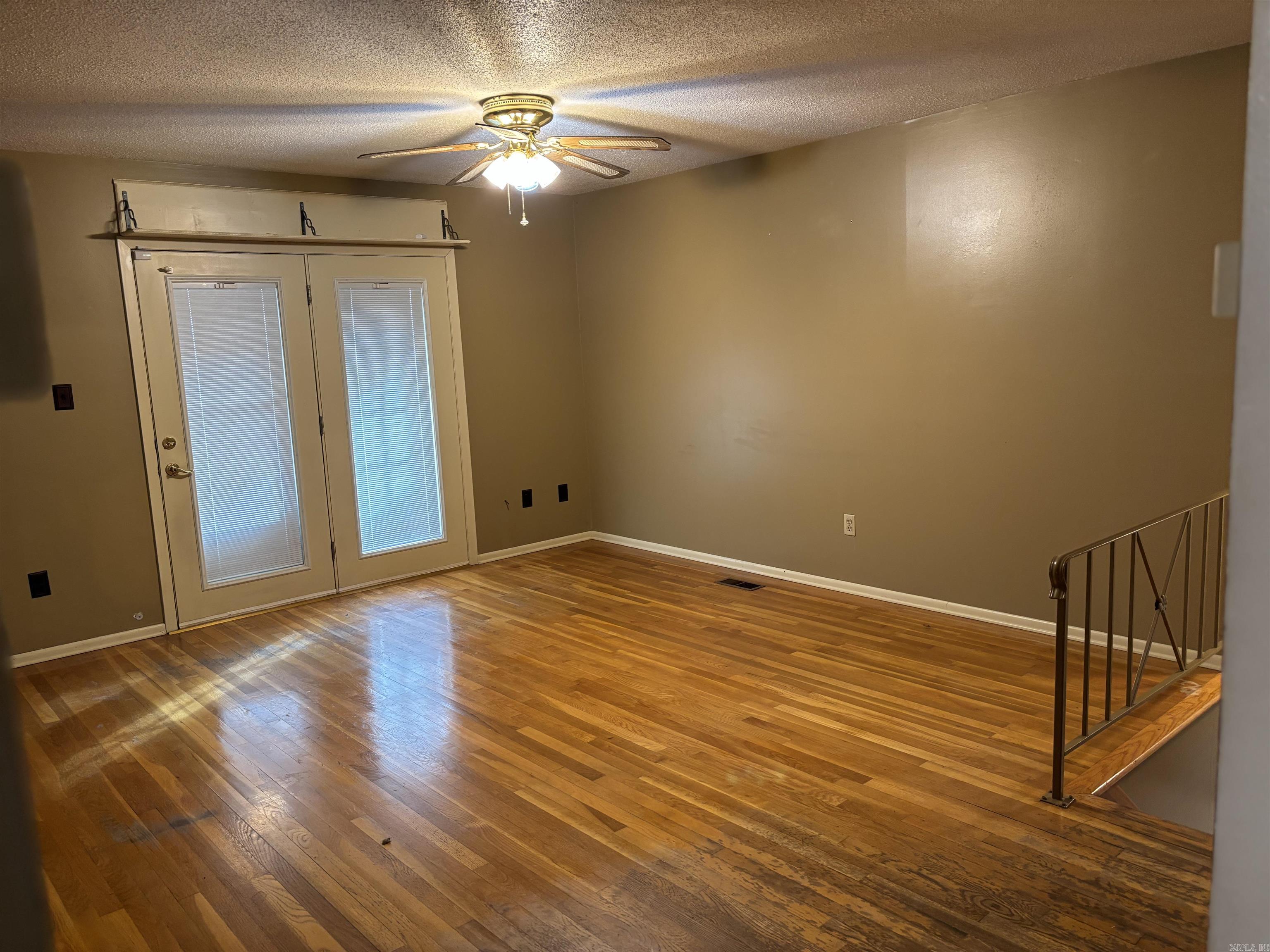 NOBLE ACRES - Residential