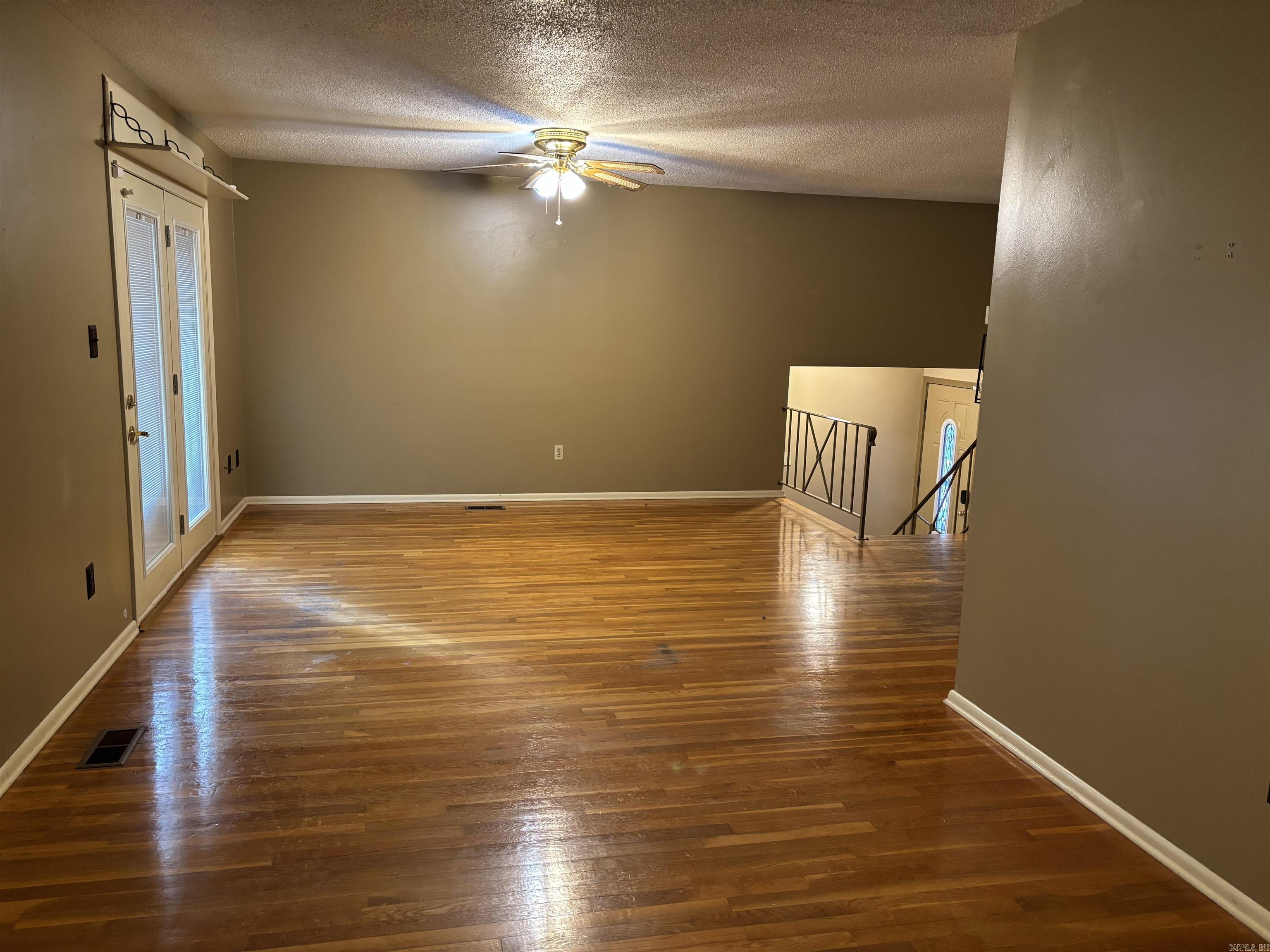 NOBLE ACRES - Residential