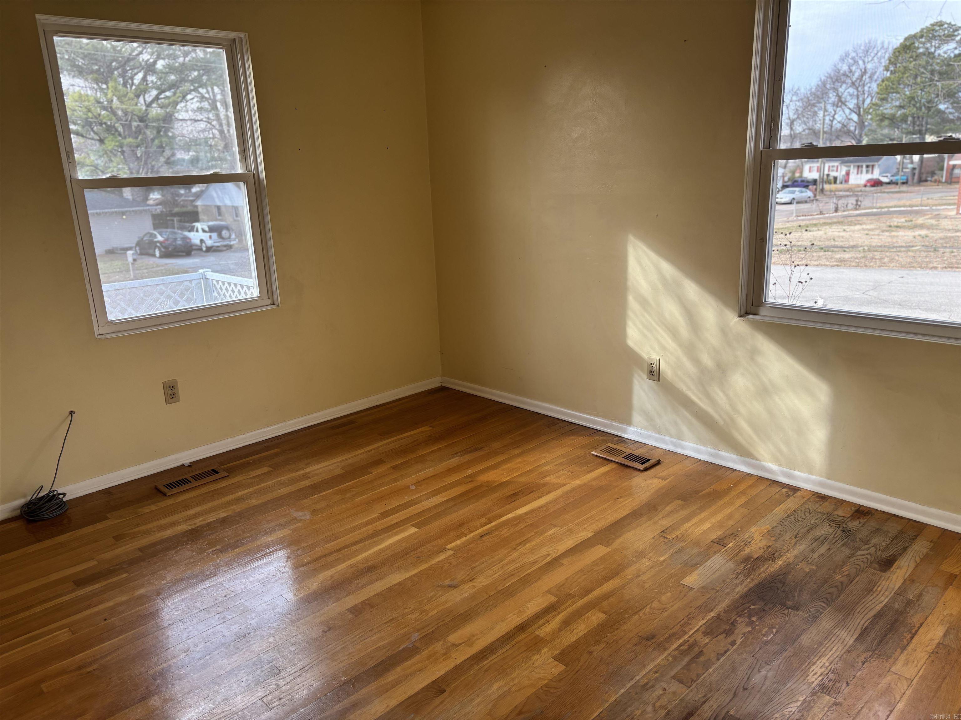 NOBLE ACRES - Residential