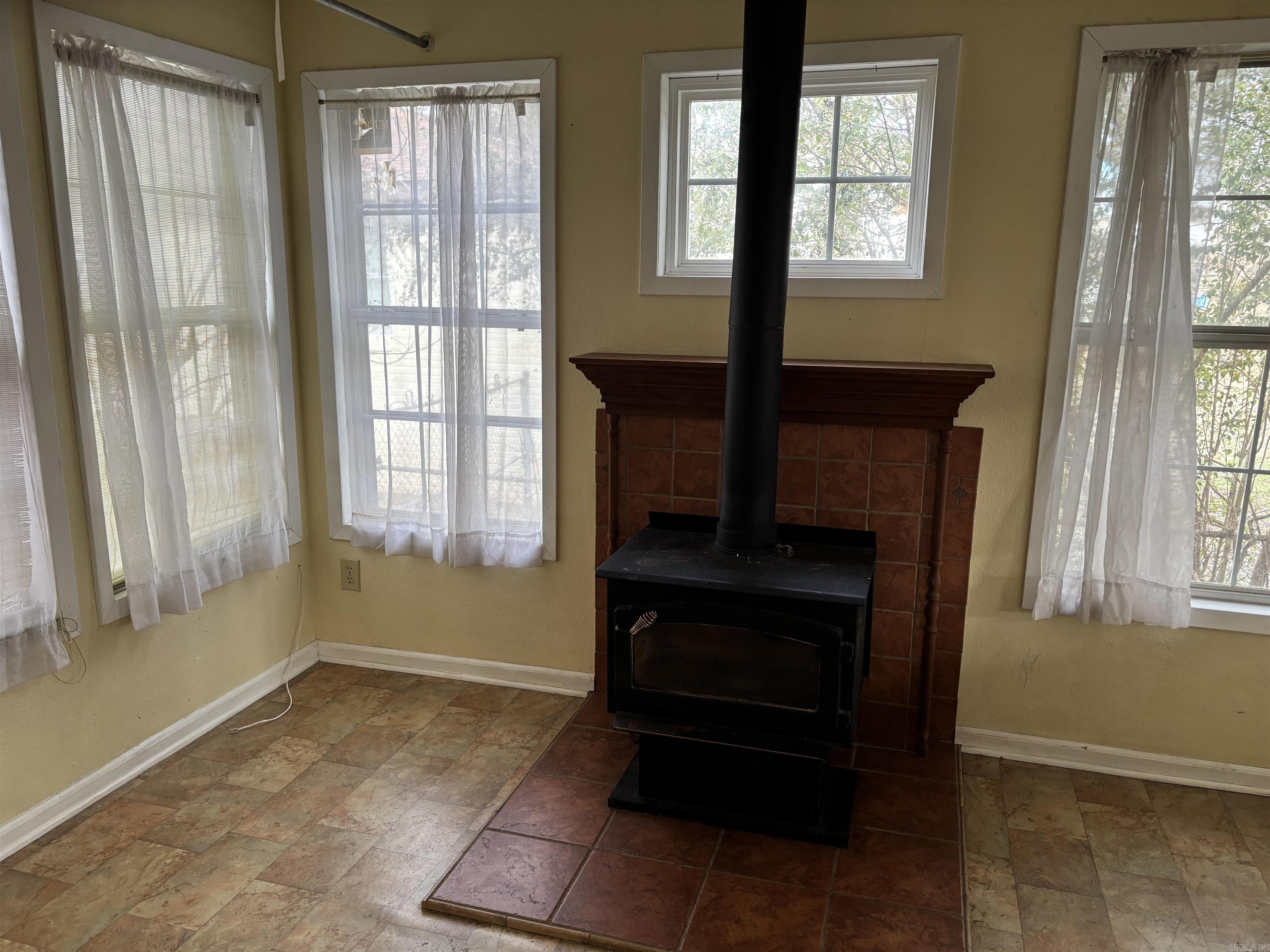 NOBLE ACRES - Residential