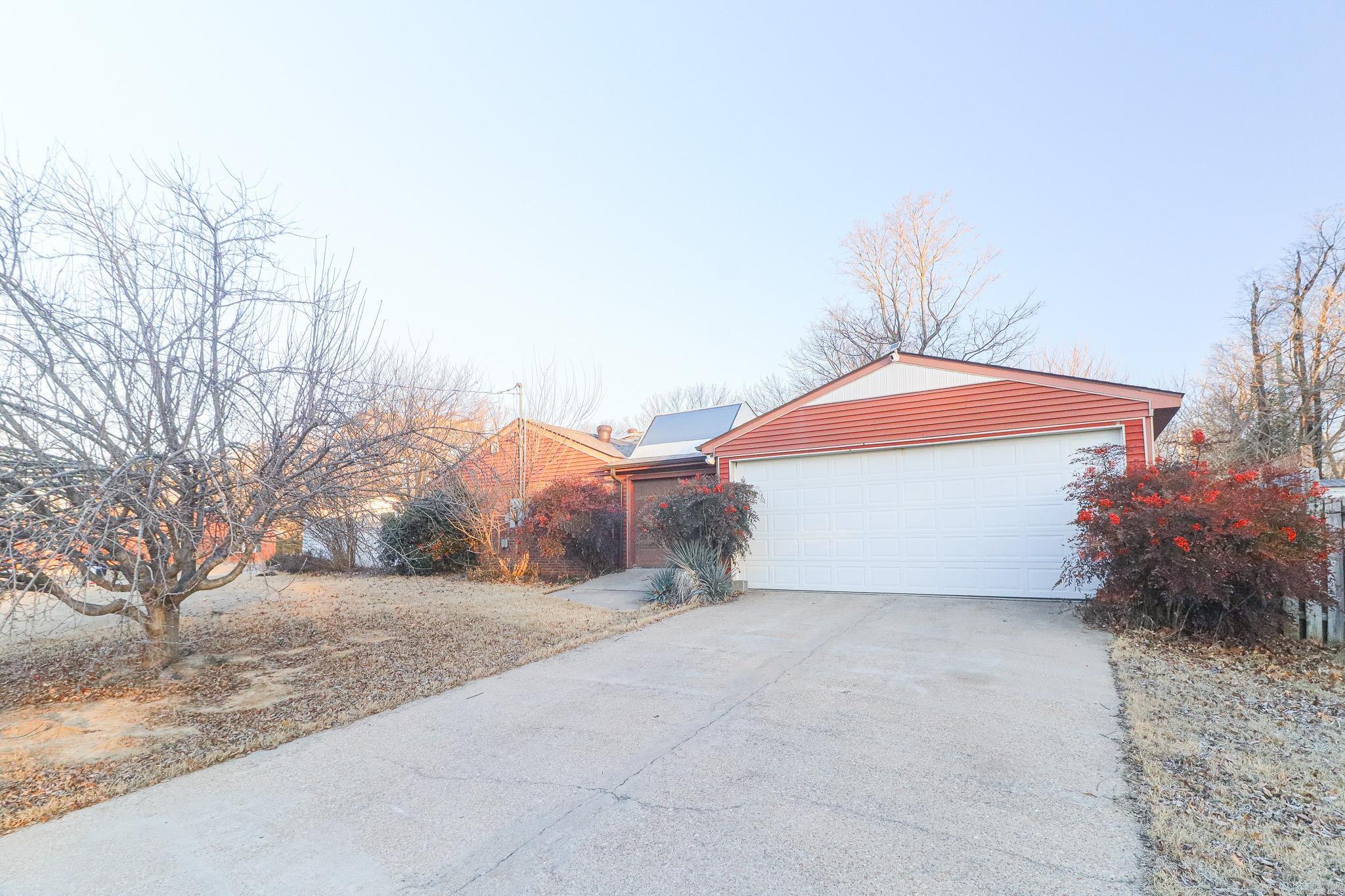 NOBLE ACRES - Residential