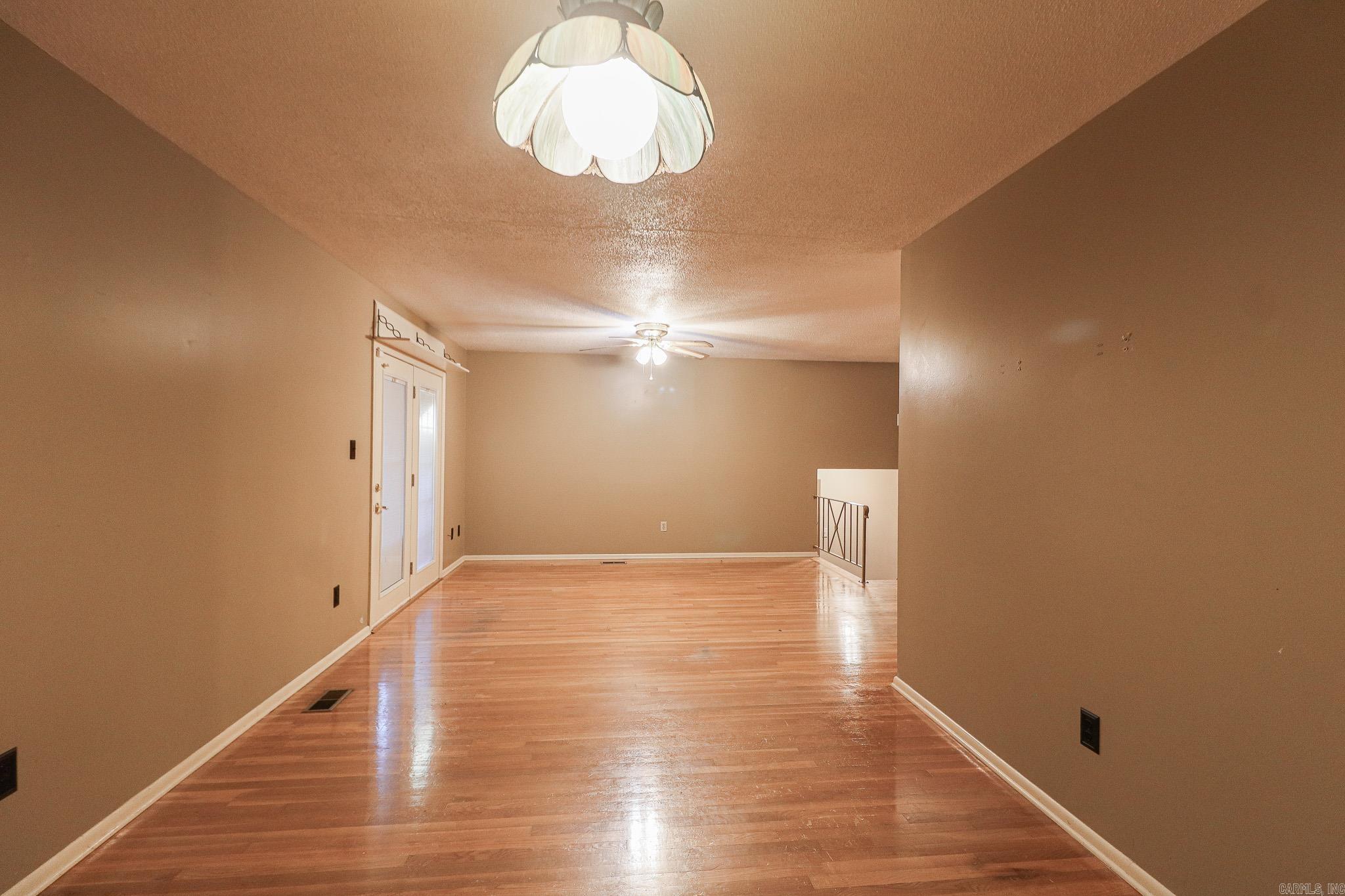 NOBLE ACRES - Residential