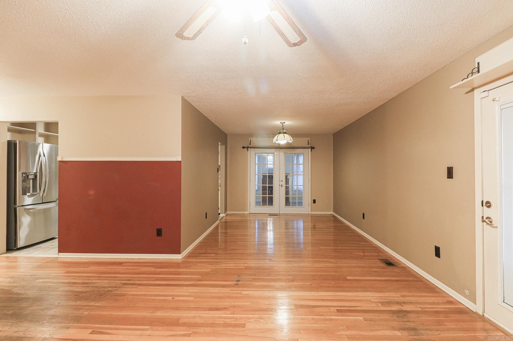 NOBLE ACRES - Residential