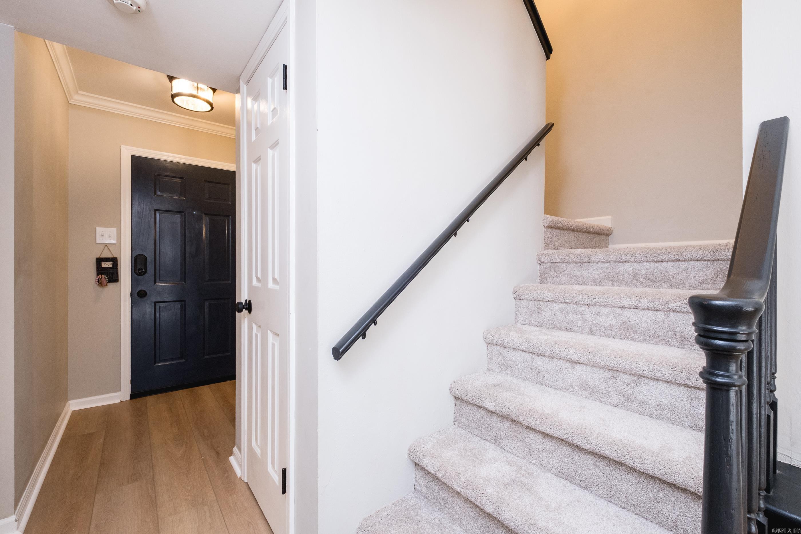 KINGSBRIDGE TWNHSE - Residential