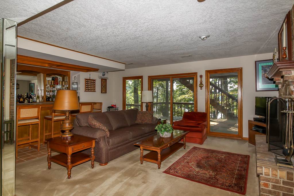 BAJADA - Residential