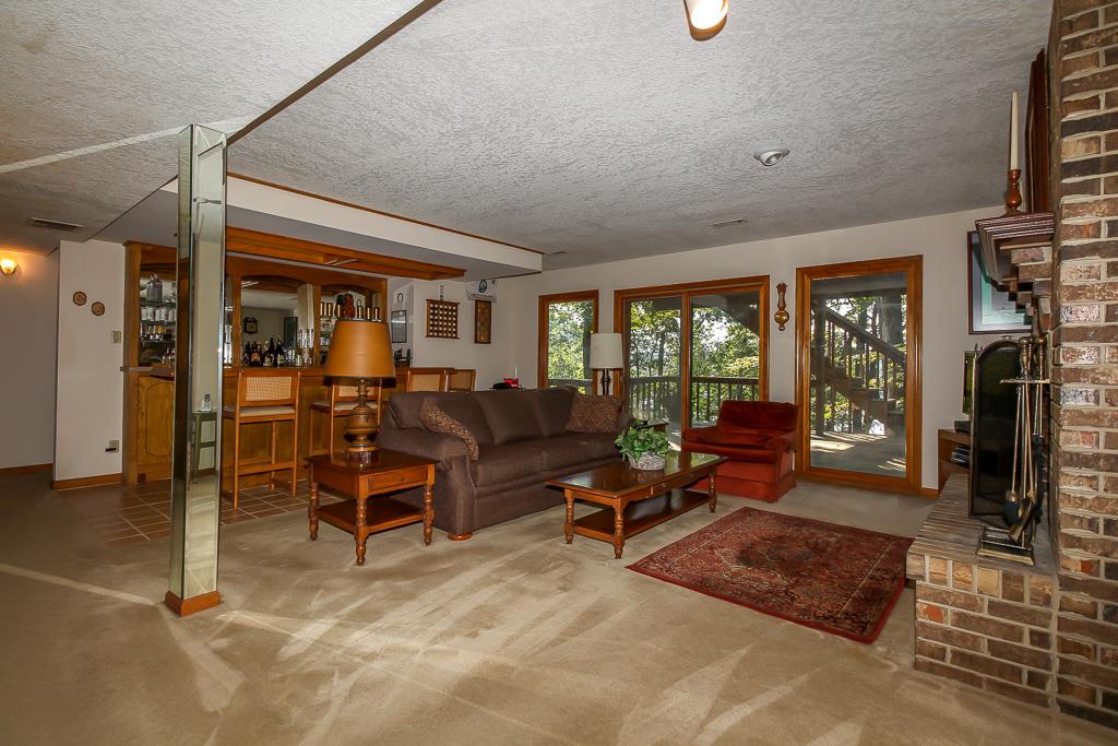 BAJADA - Residential