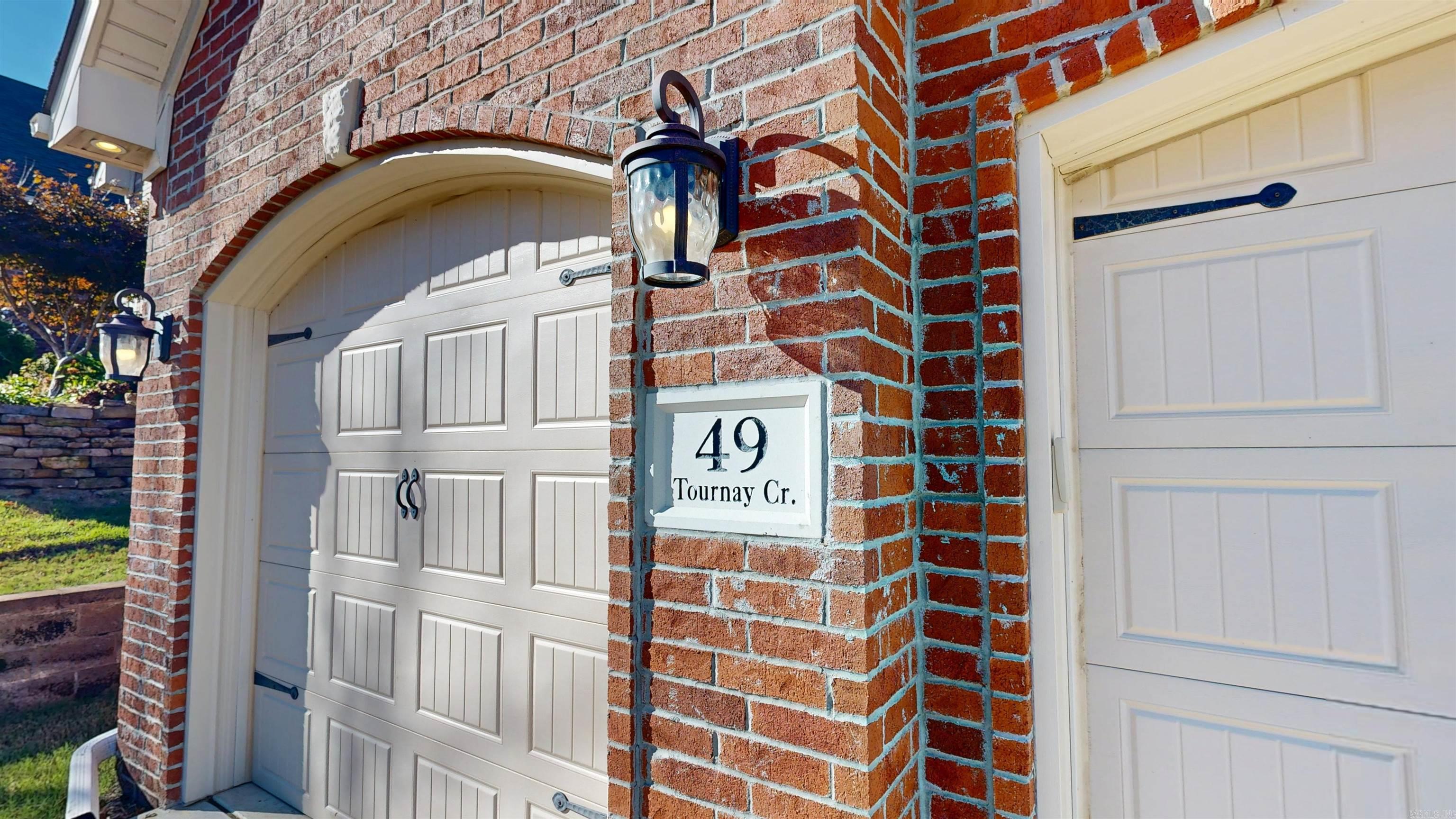 CHENAL VALLEY "TOURNAY CIRCLE" - Residential