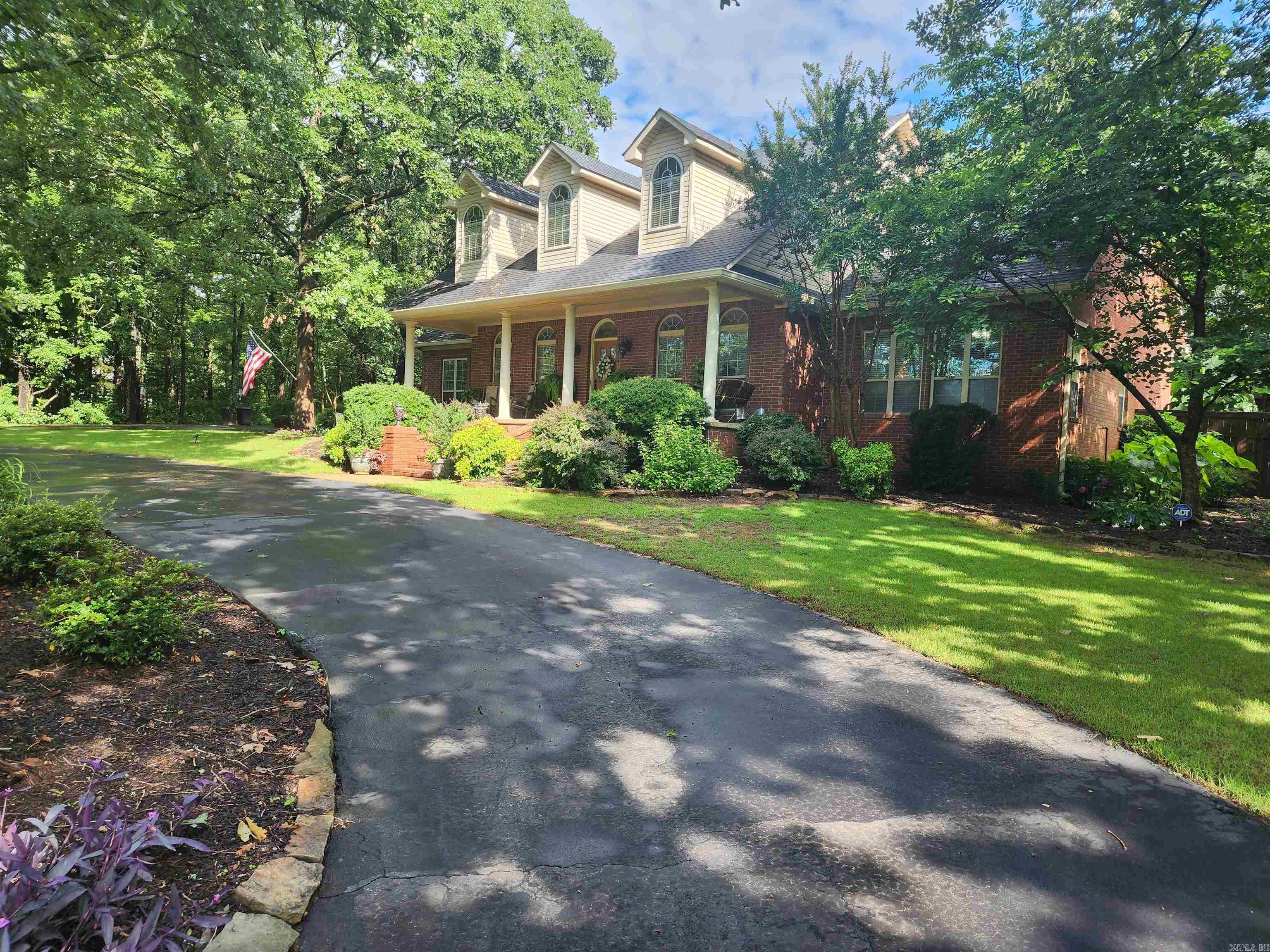 Cresthaven - Residential