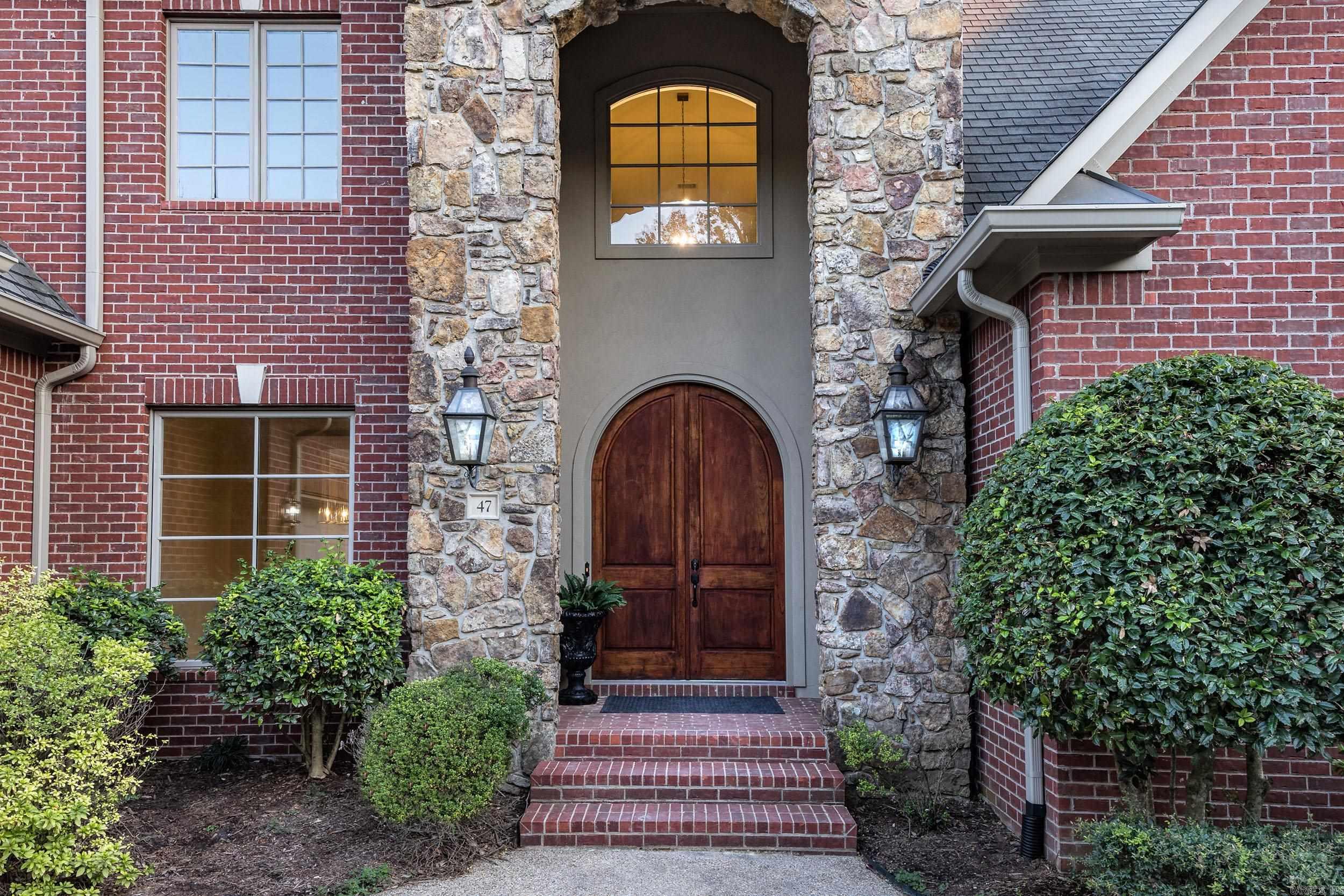 CHENAL VALLEY THE OAKS - Residential