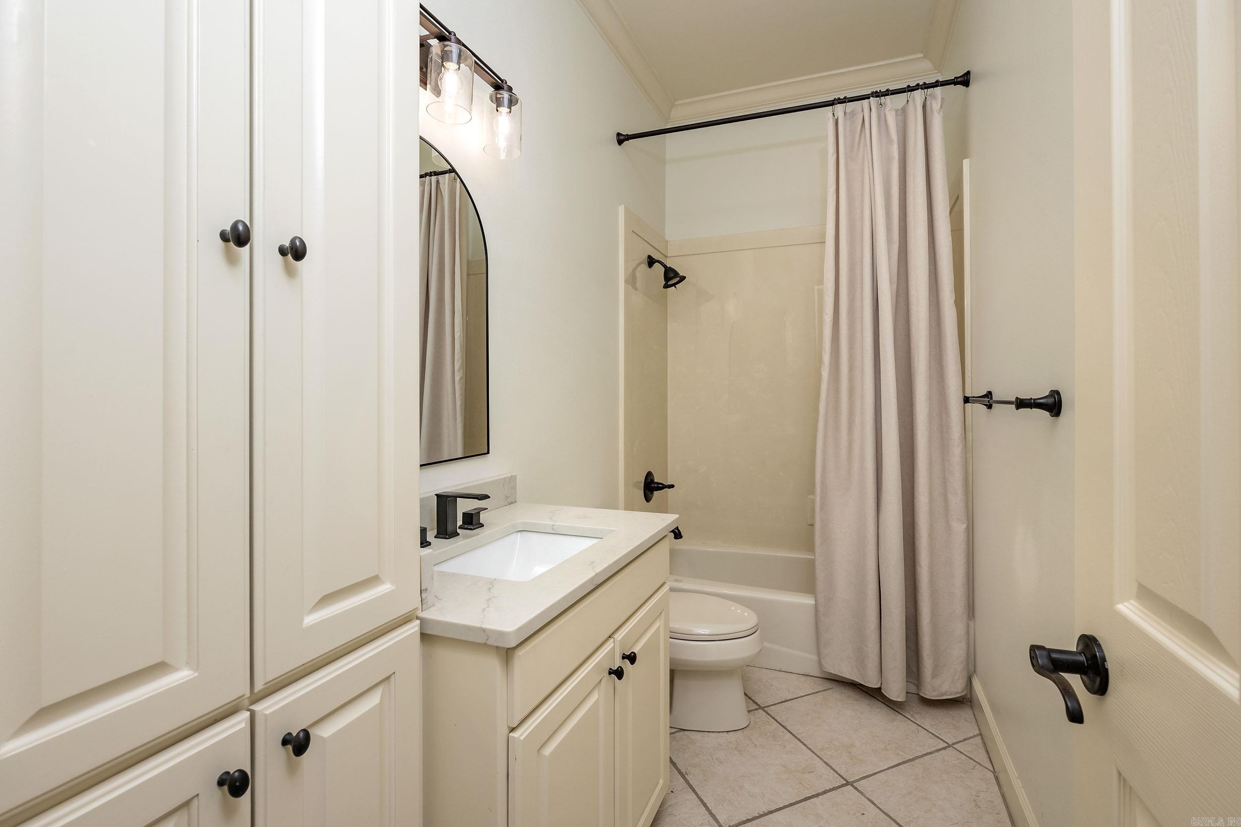 CHENAL VALLEY THE OAKS - Residential