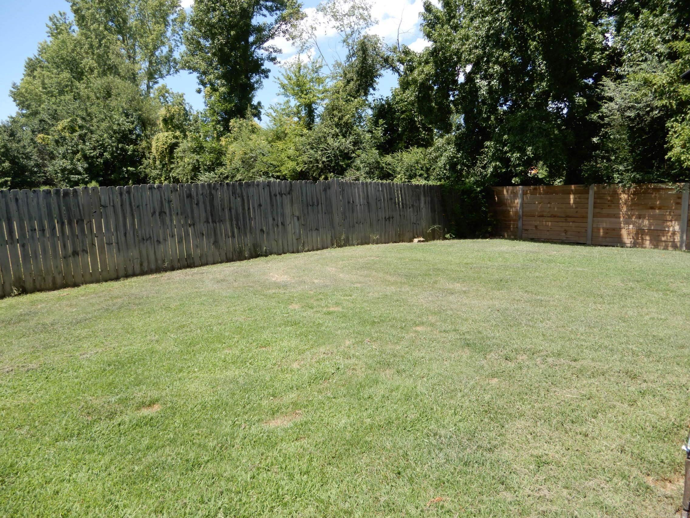 WILLOW LAKE - Residential