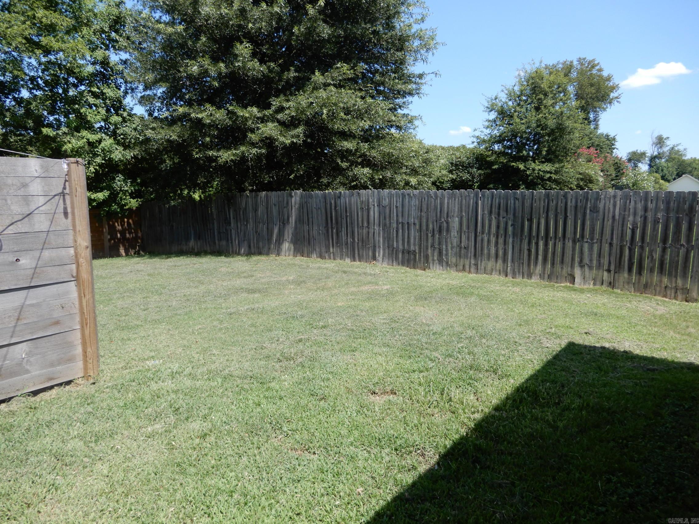 WILLOW LAKE - Residential