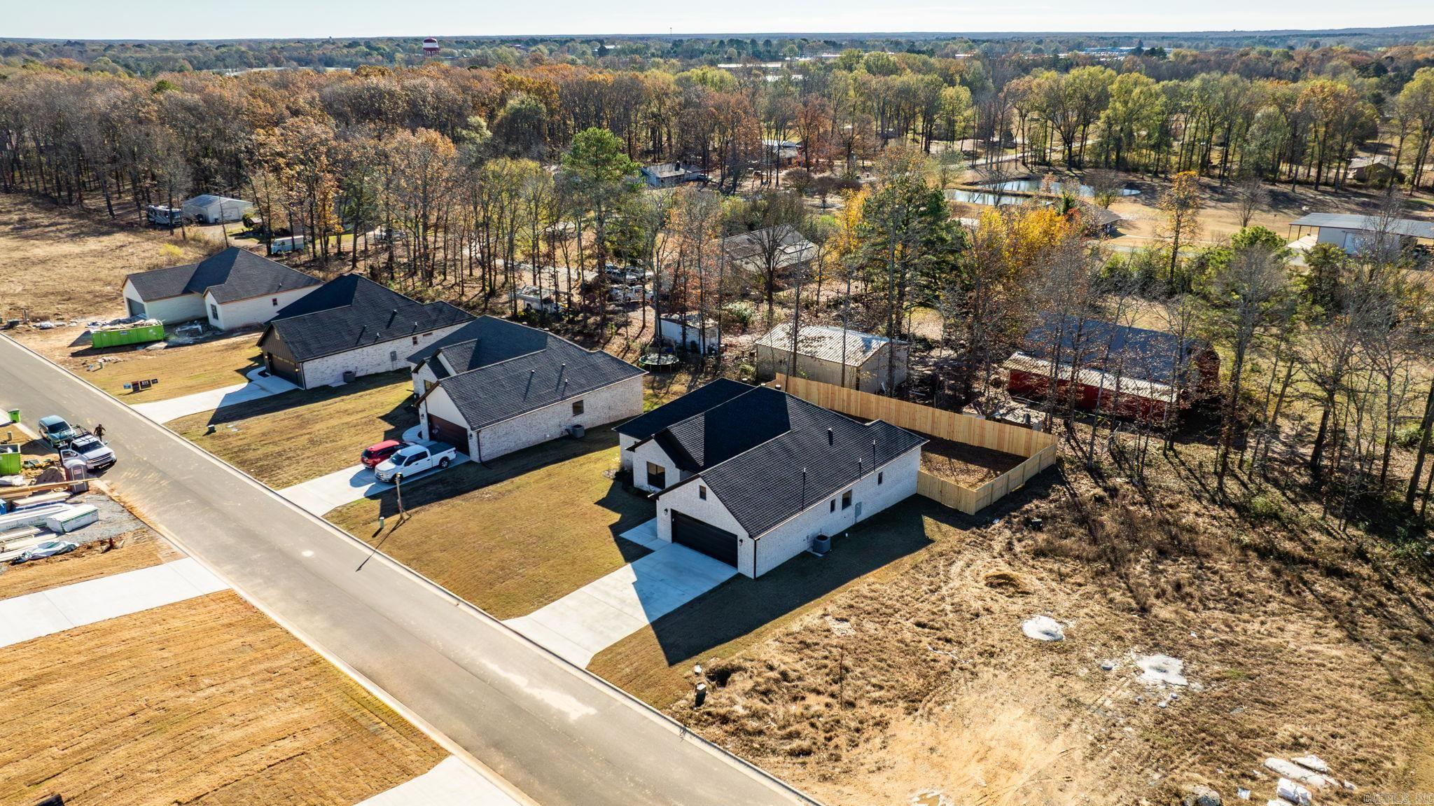 HIDDEN VALLEY ESTATES - Residential