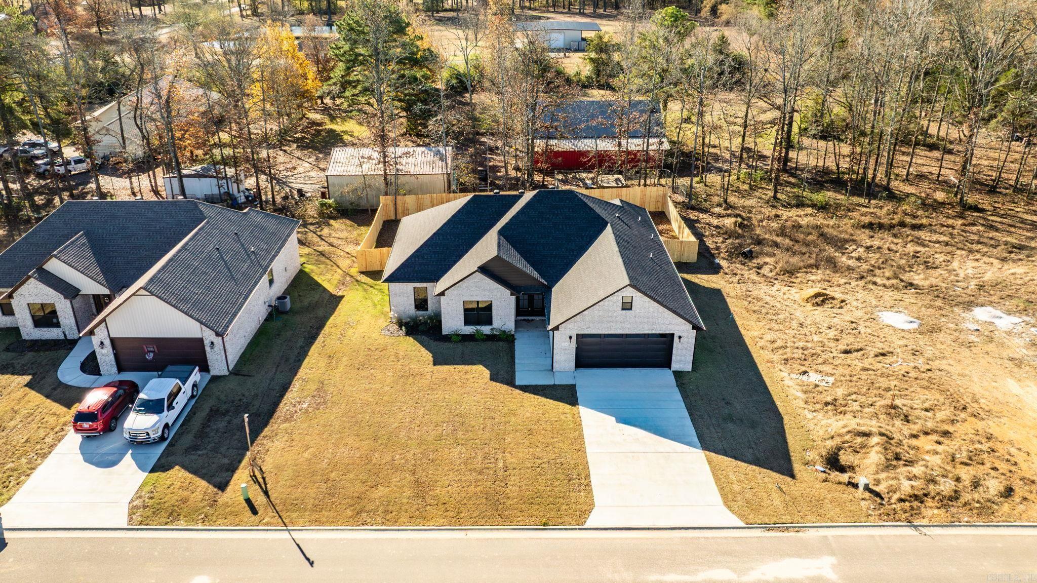 HIDDEN VALLEY ESTATES - Residential