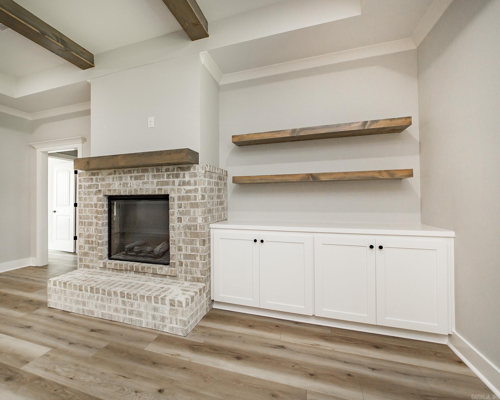 HIDDEN VALLEY ESTATES - Residential