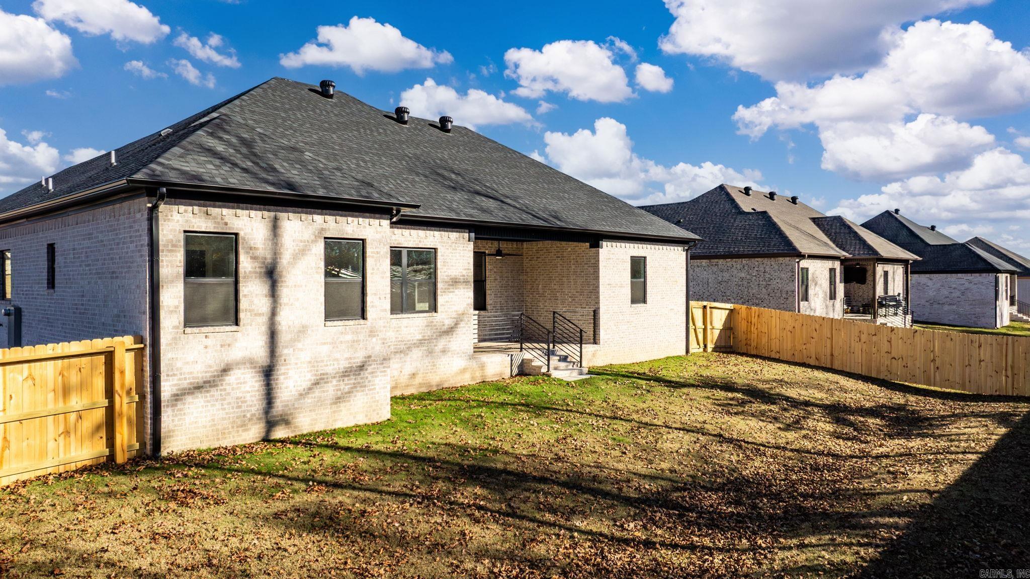 HIDDEN VALLEY ESTATES - Residential