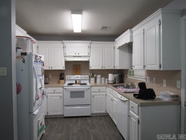 Triple J Estates - Residential