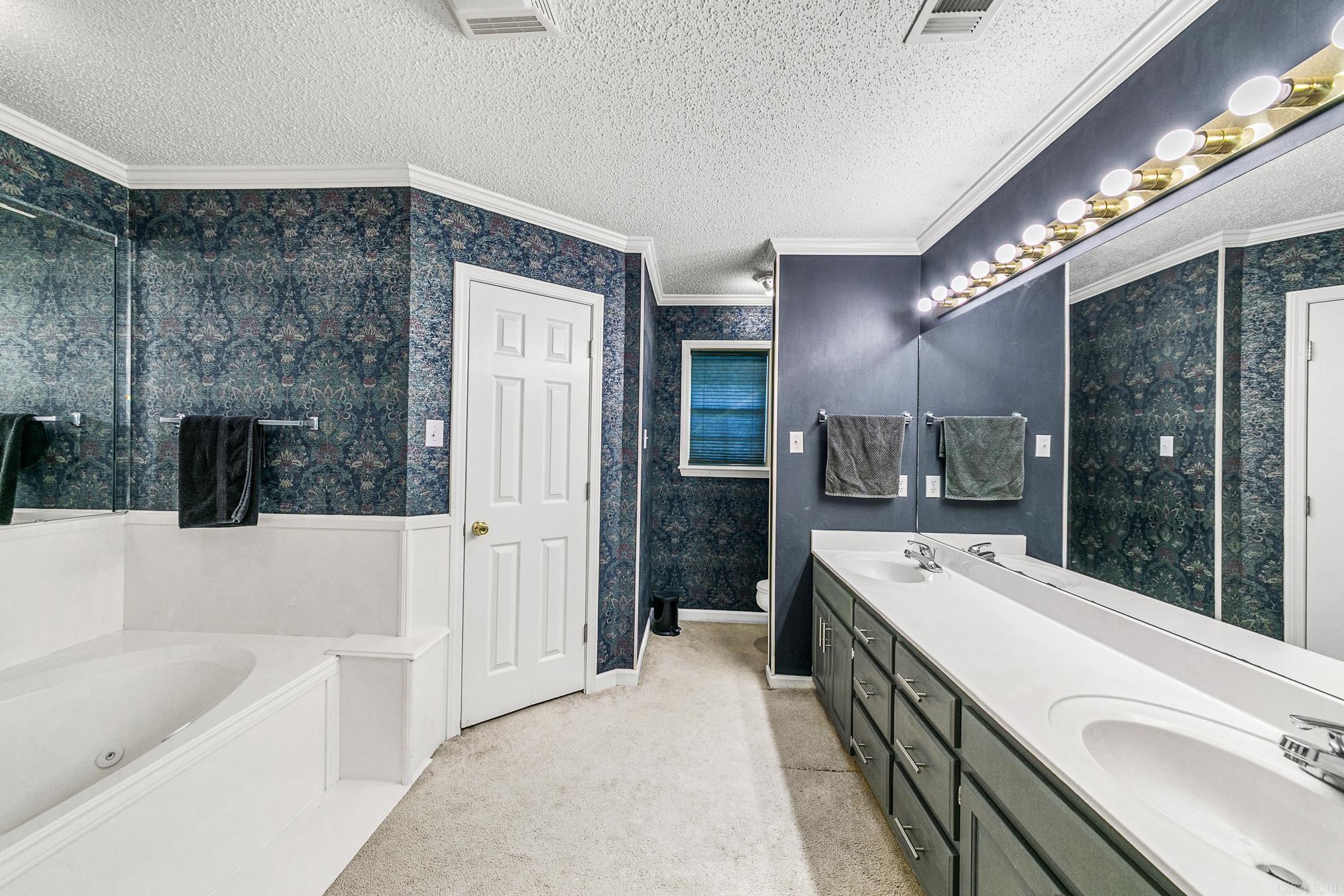 BRENTWOOD - Residential