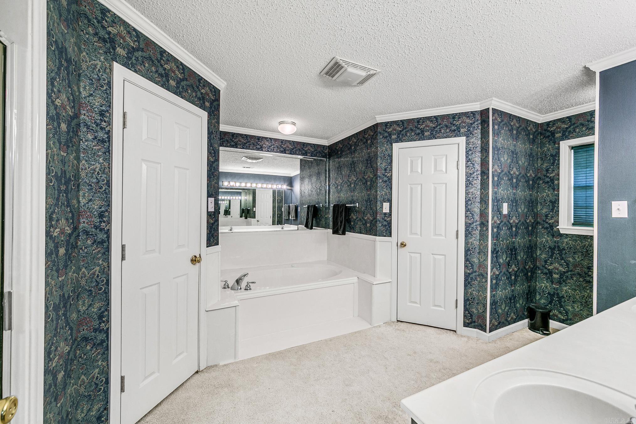 BRENTWOOD - Residential