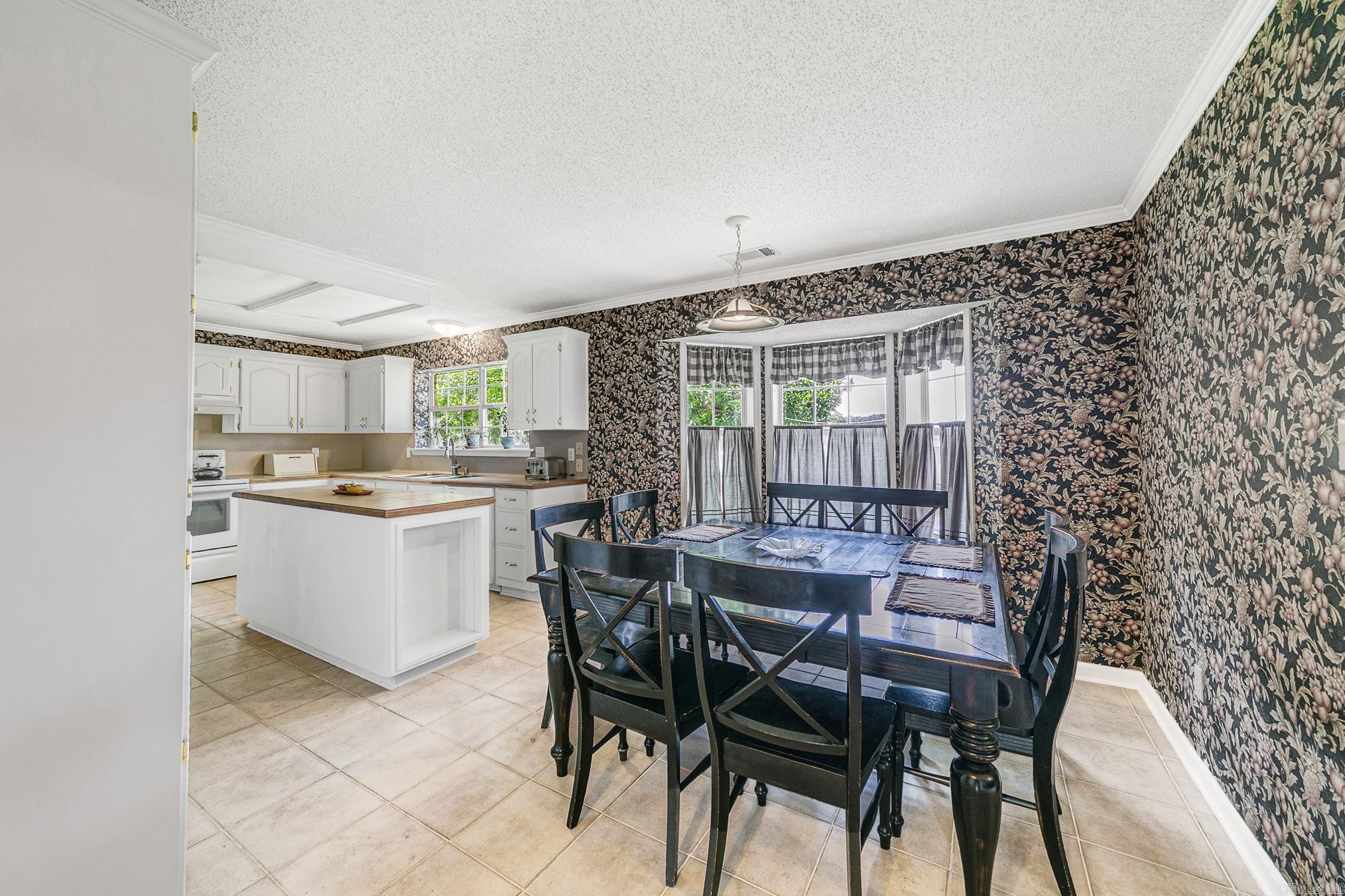 BRENTWOOD - Residential