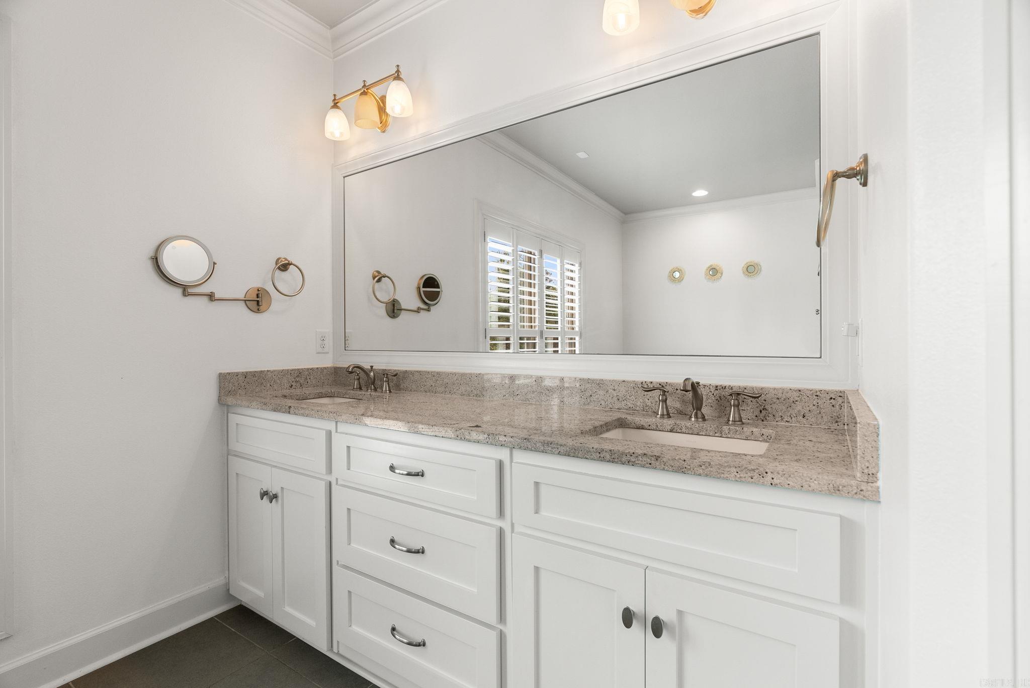 WOODLANDS EDGE - Residential