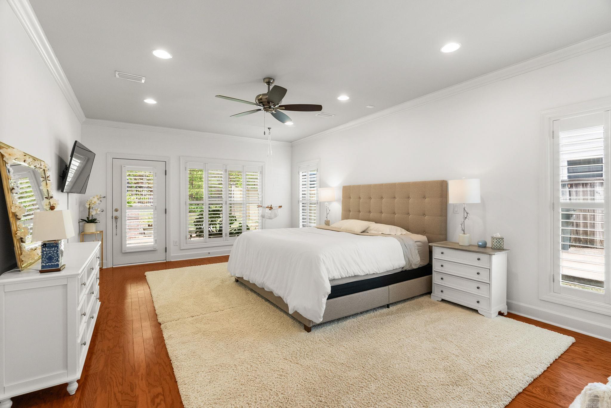 WOODLANDS EDGE - Residential