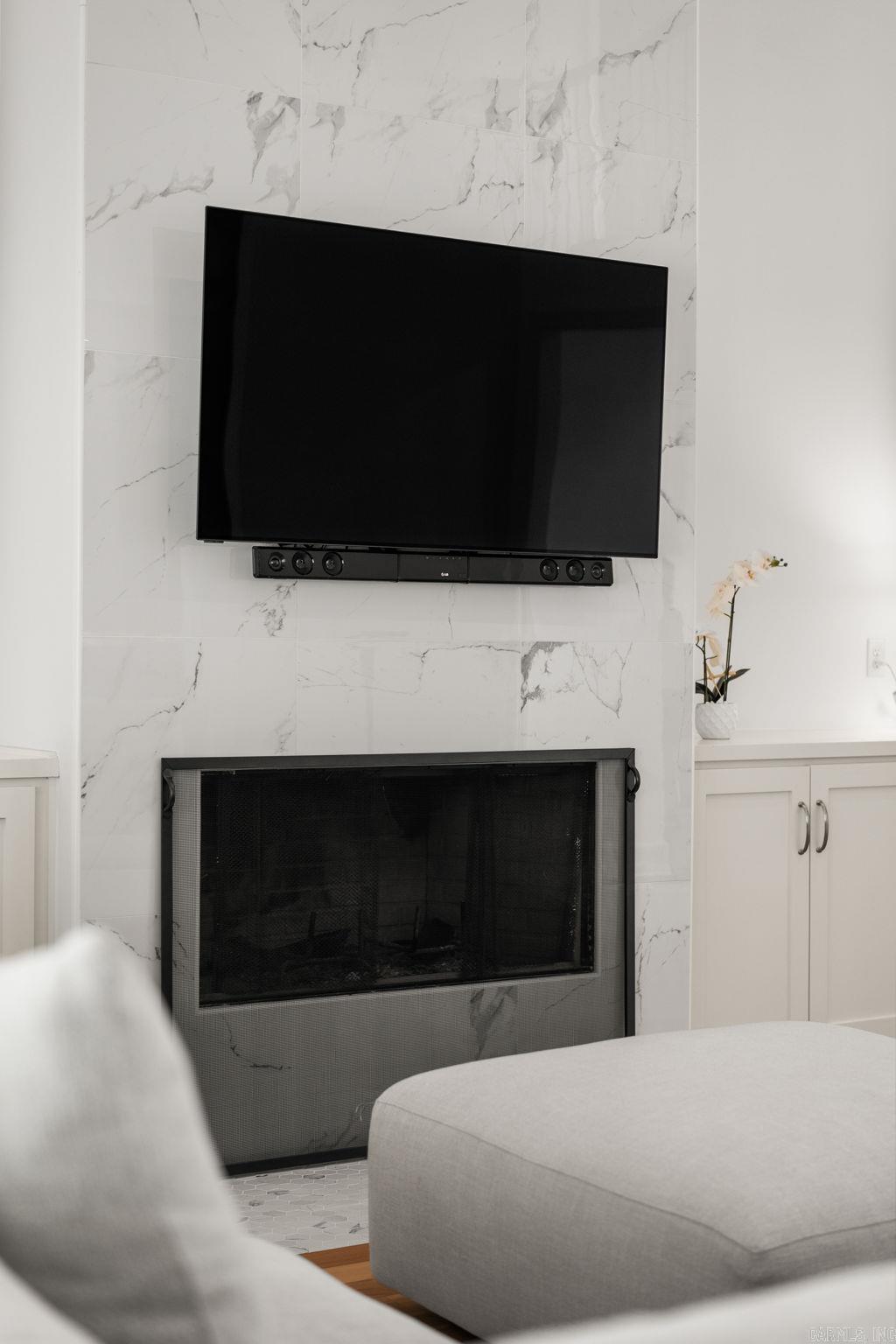 WOODLANDS EDGE - Residential