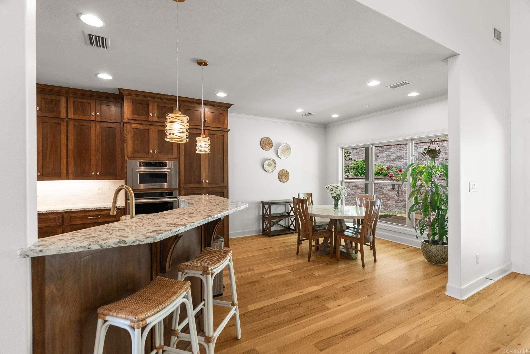 WOODLANDS EDGE - Residential