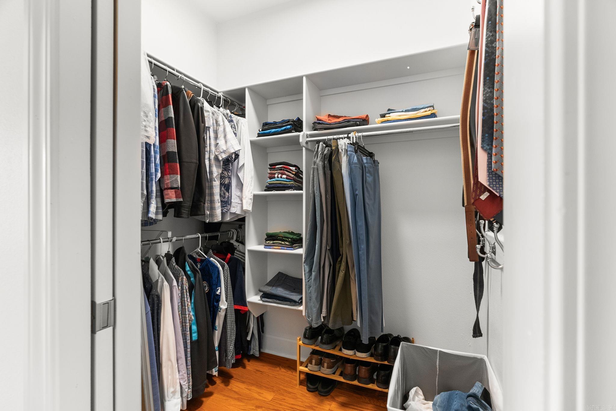 WOODLANDS EDGE - Residential