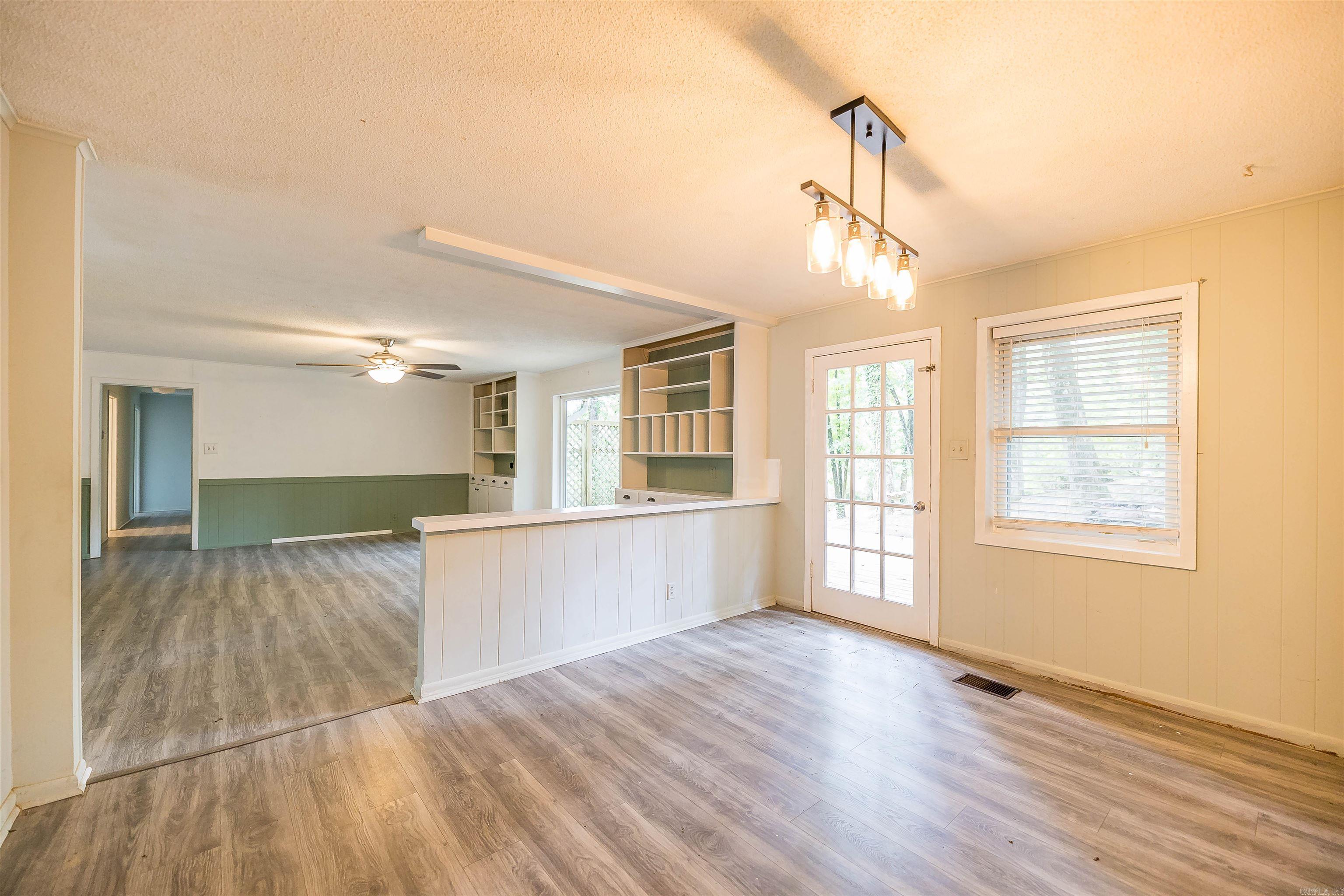 VIEW HILLS - Residential