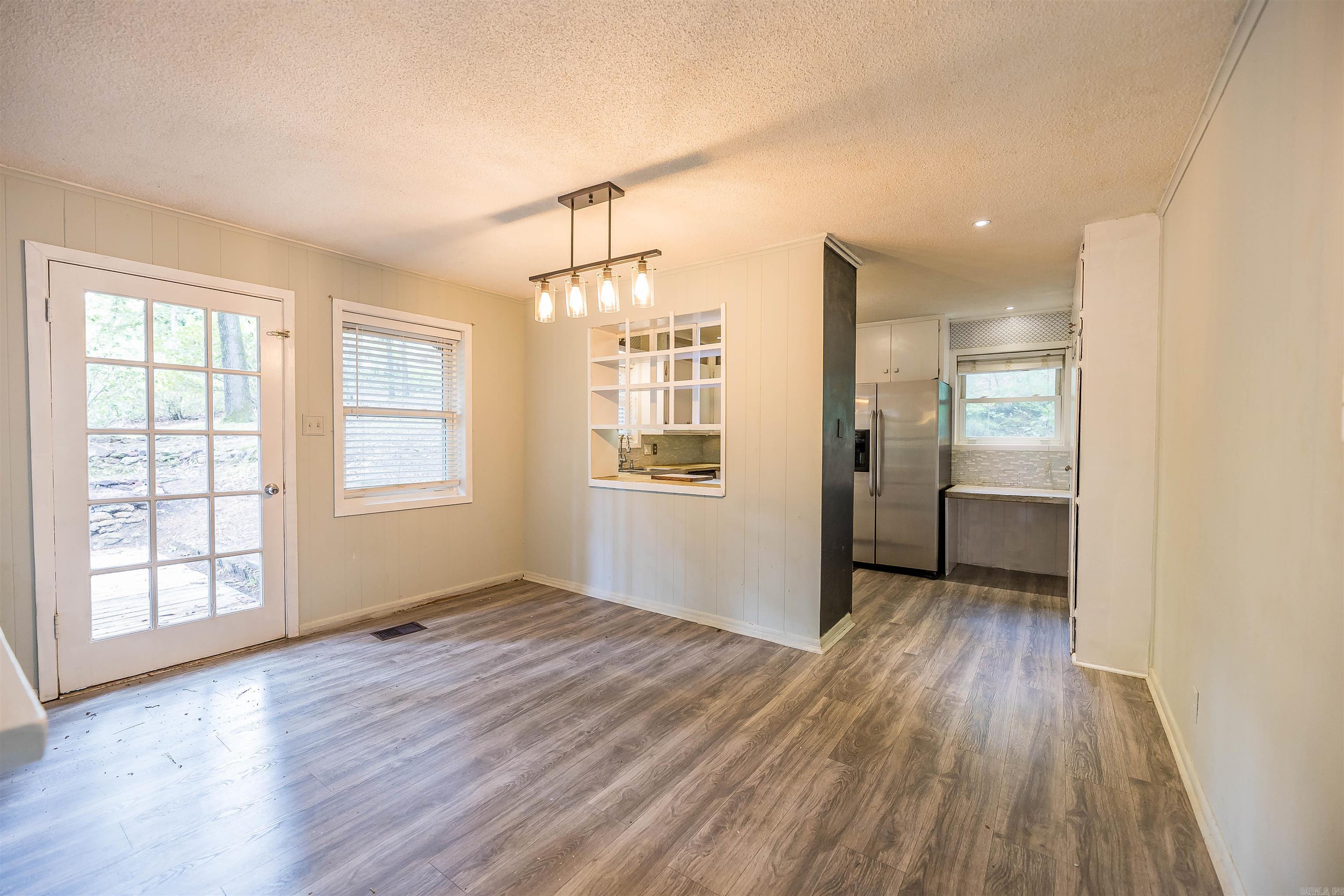 VIEW HILLS - Residential