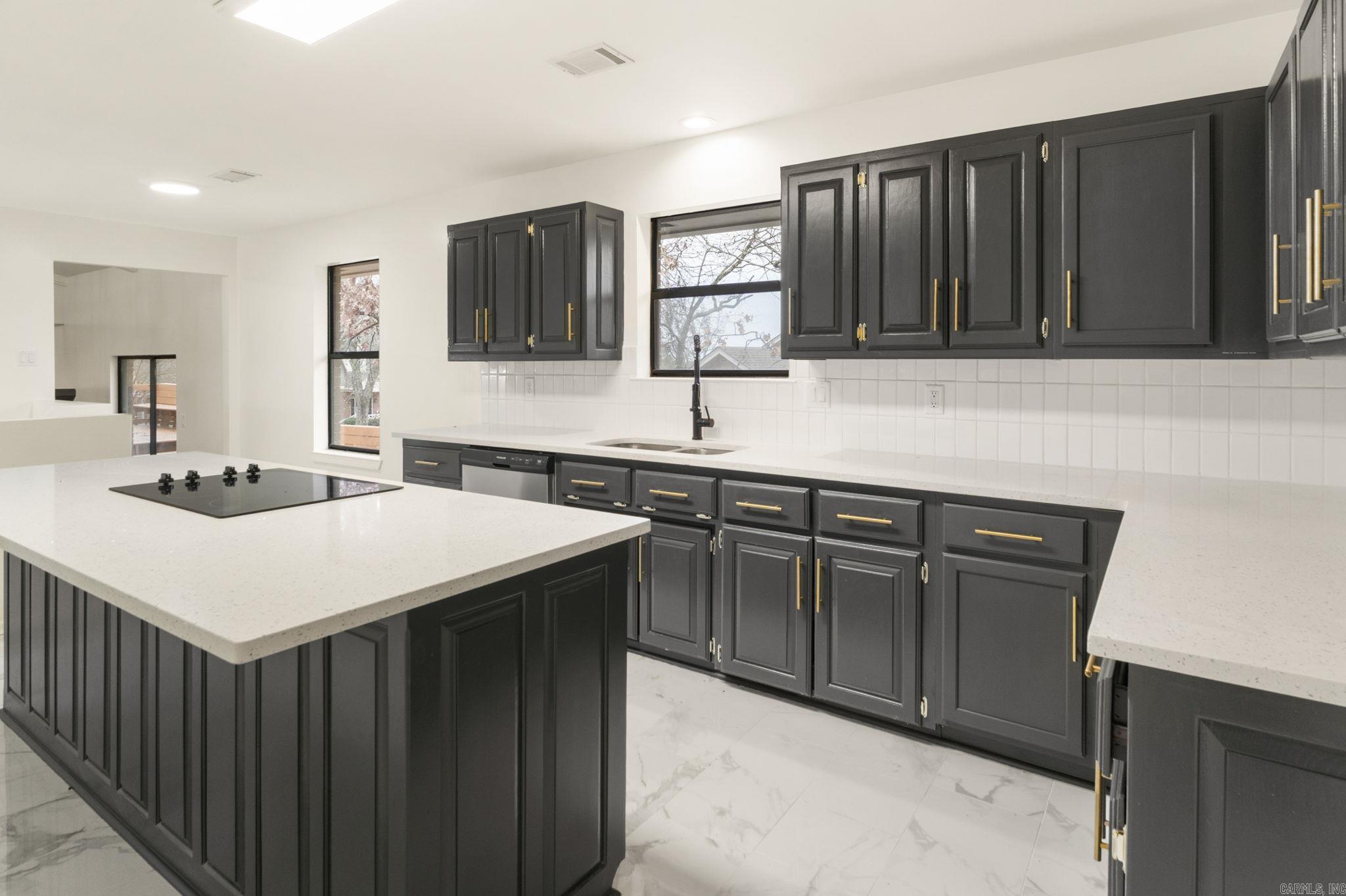 ST CHARLES ADDN - Residential