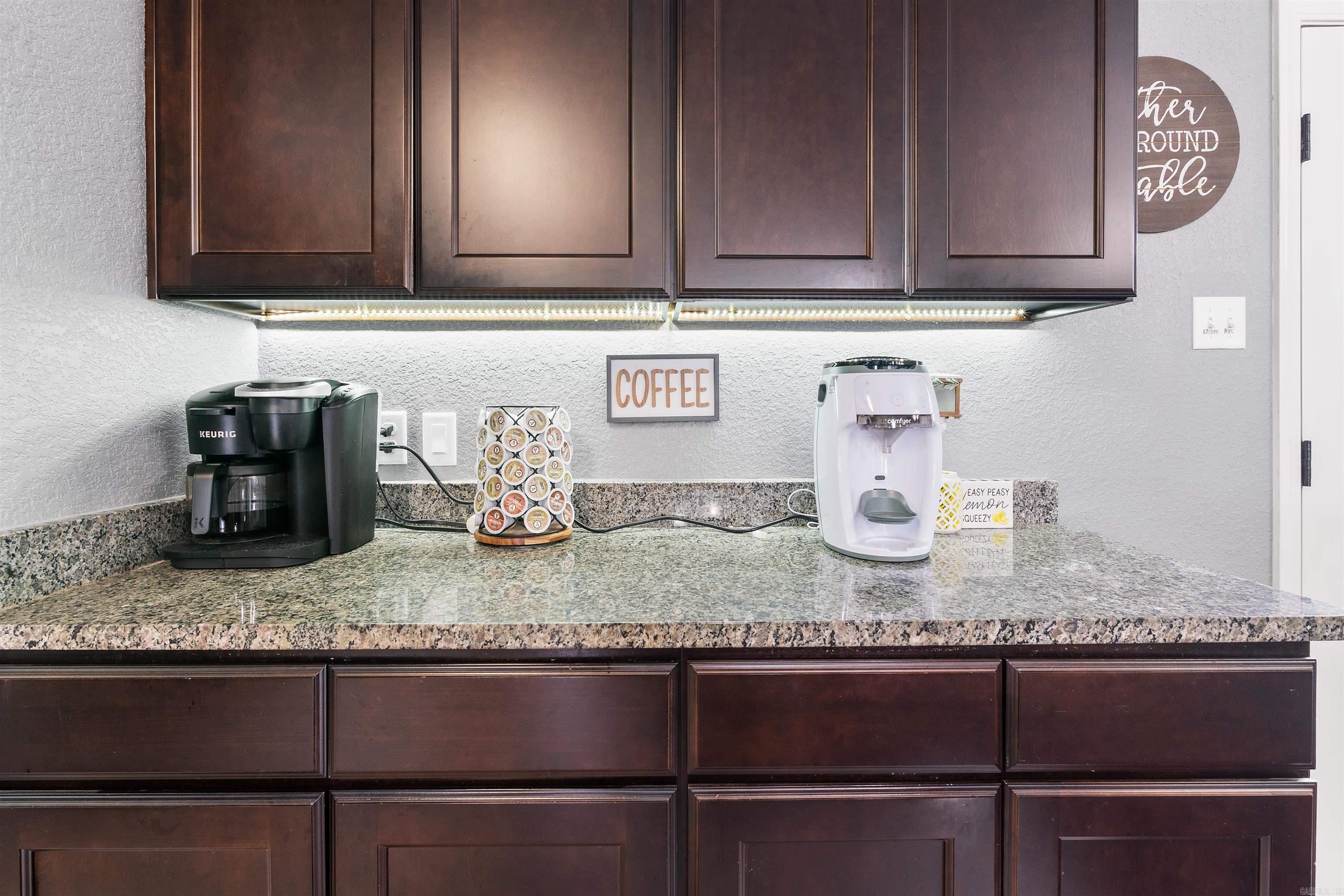 NORTH HILLS - Residential