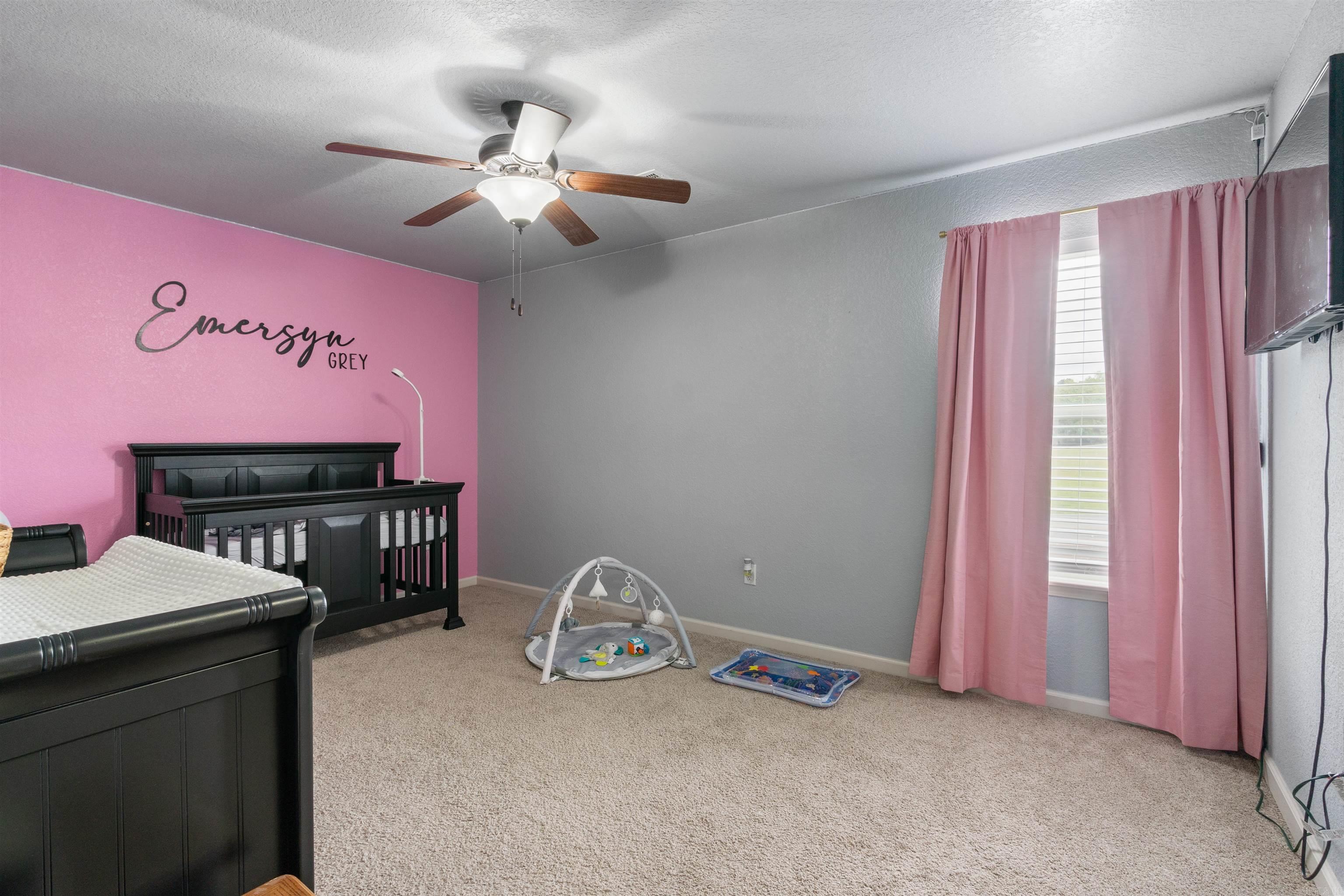 NORTH HILLS - Residential