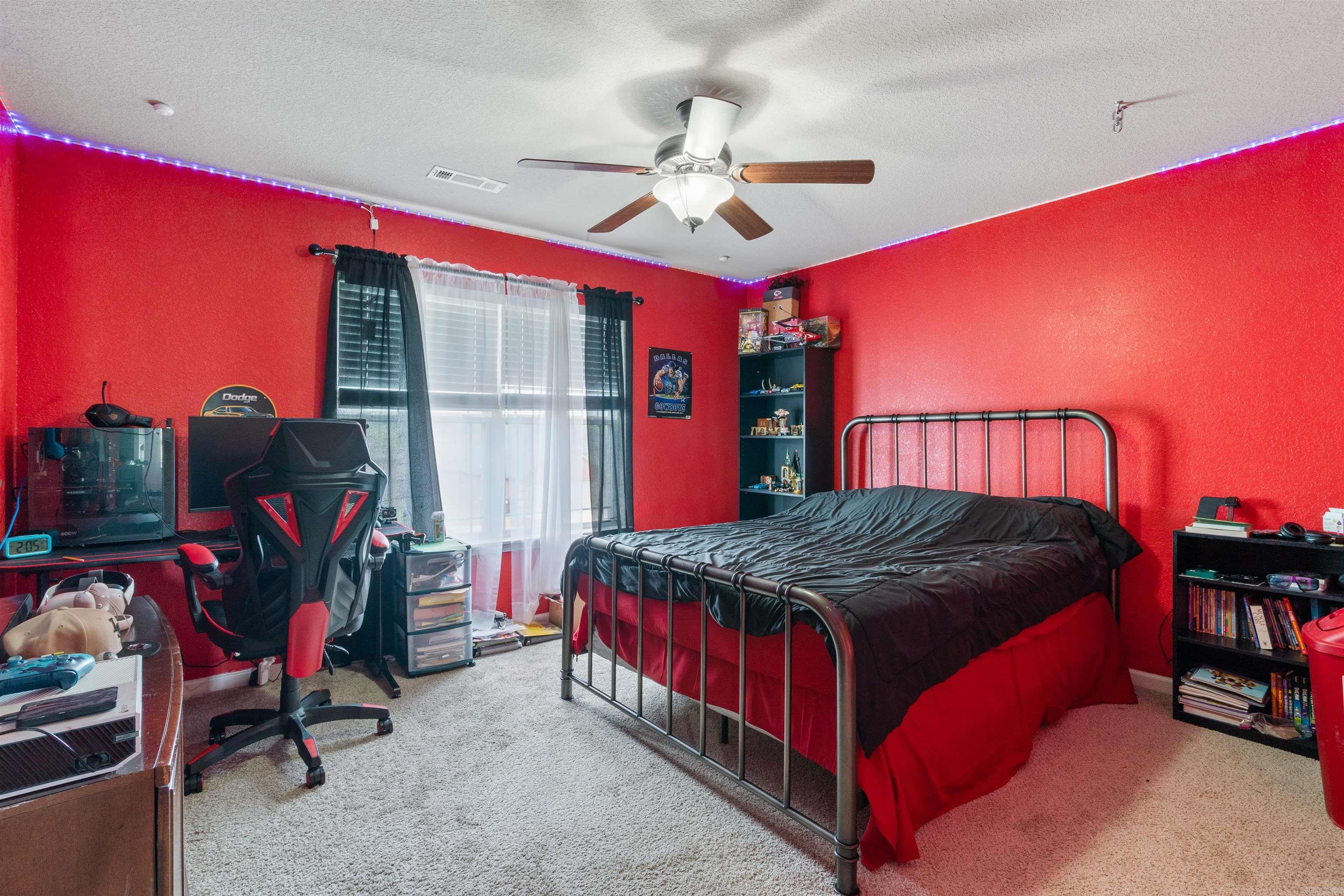 NORTH HILLS - Residential