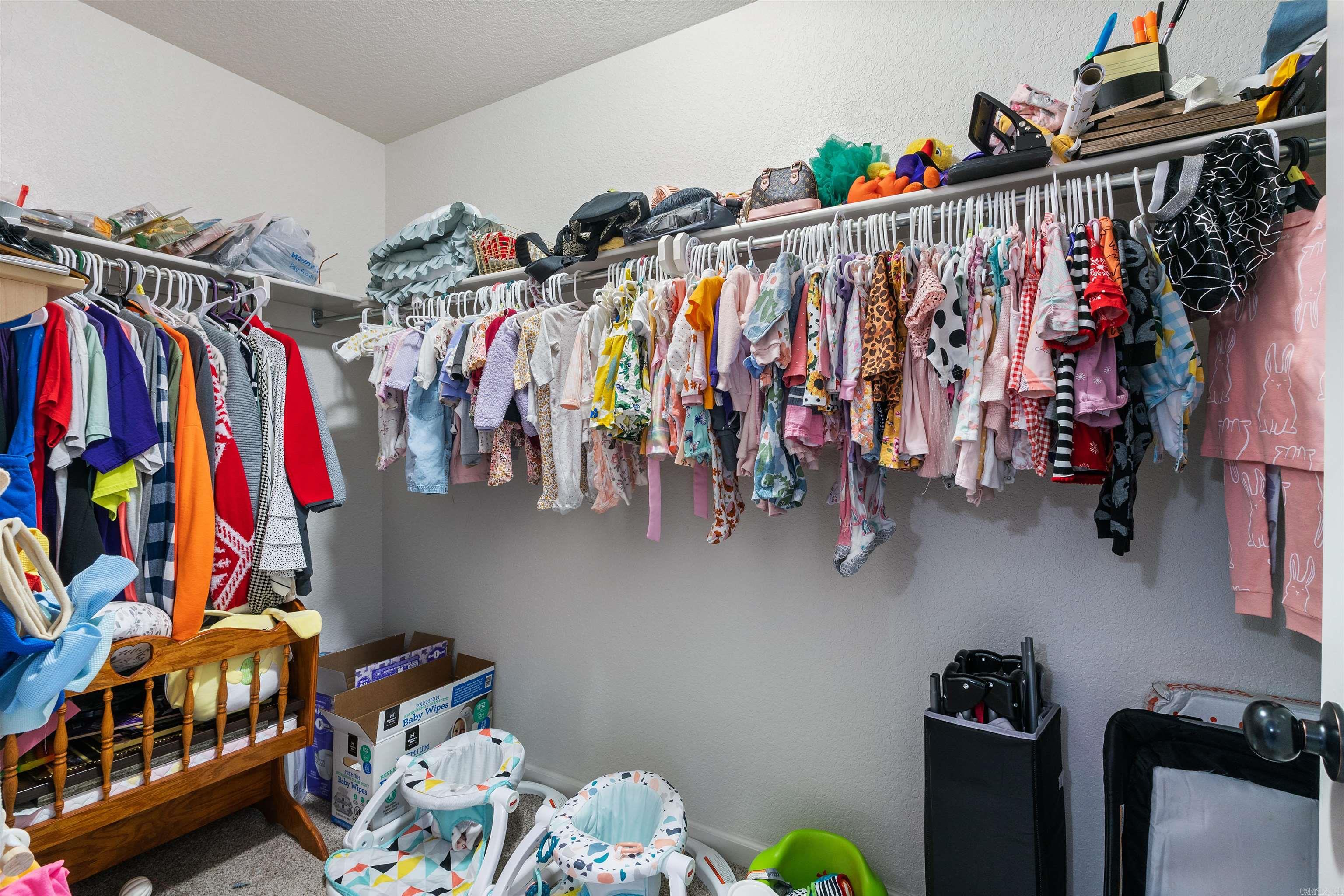 NORTH HILLS - Residential