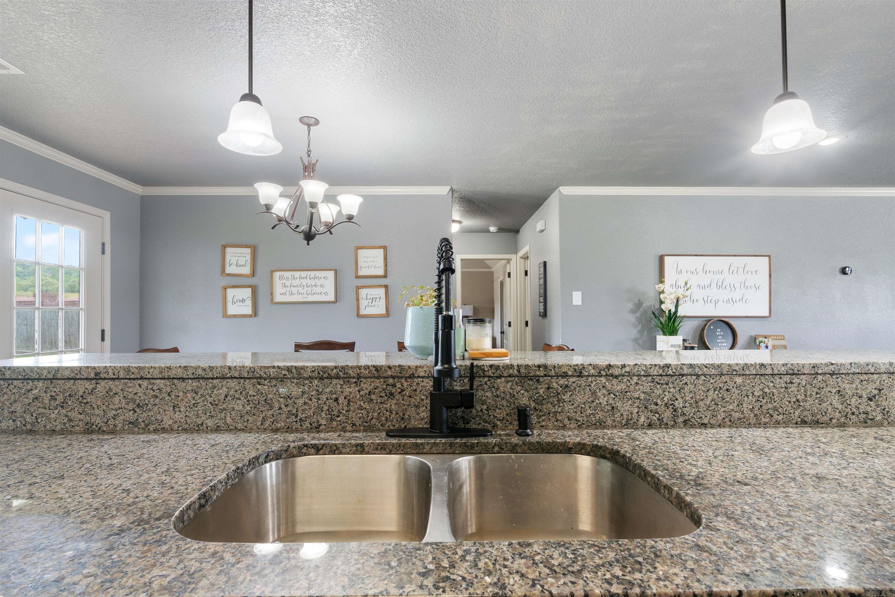 NORTH HILLS - Residential