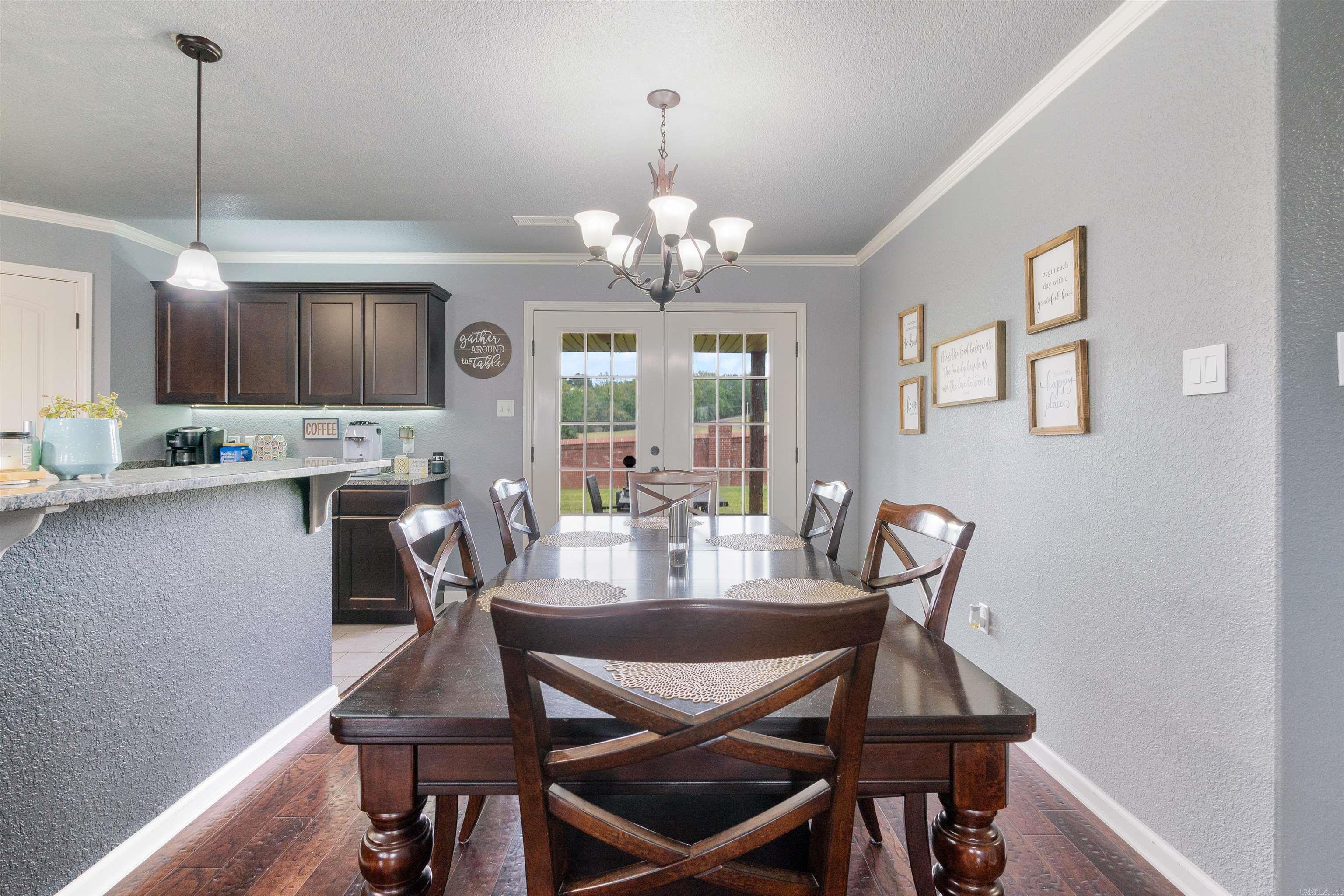 NORTH HILLS - Residential