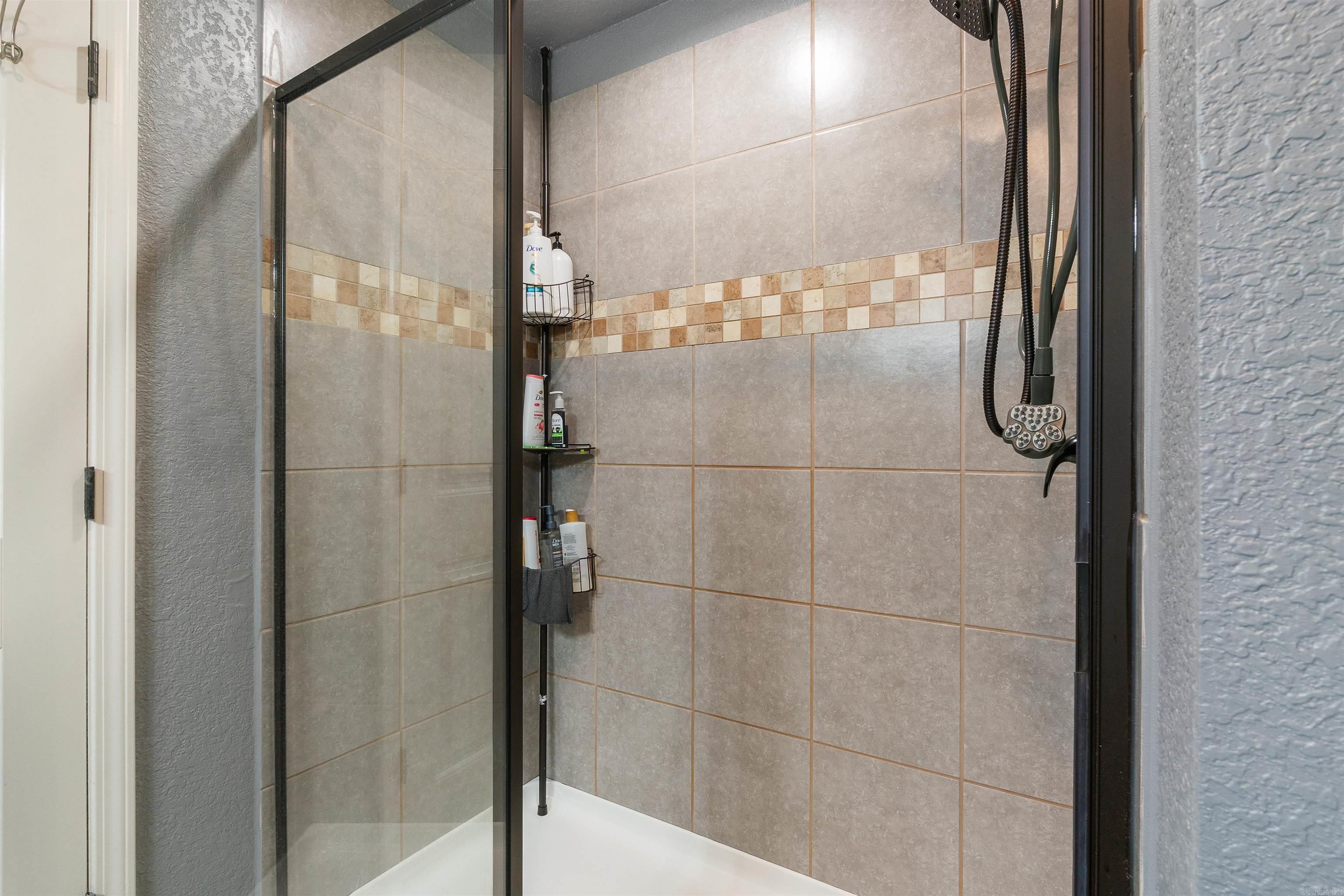 NORTH HILLS - Residential