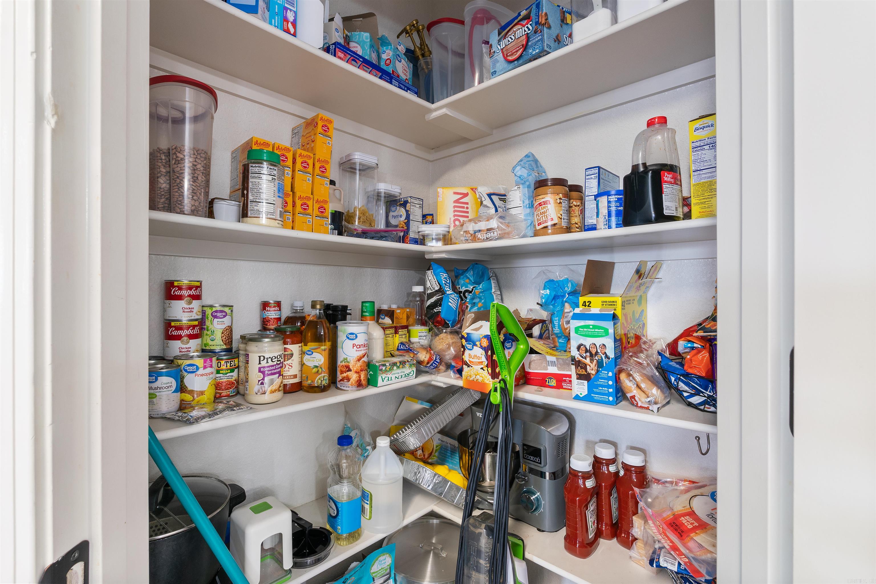 NORTH HILLS - Residential