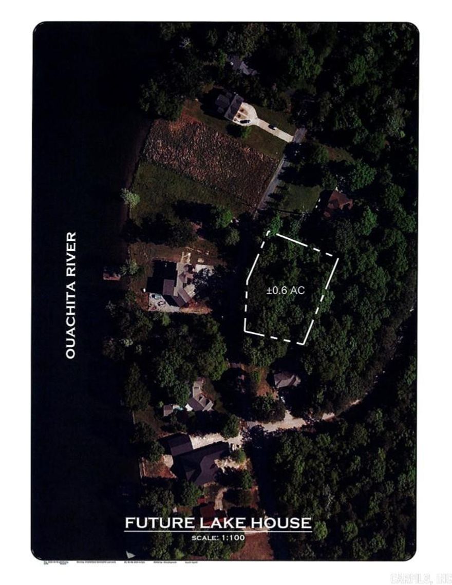 Newly listed large, "beautiful, level, flat lot", almost an acre, with lakeview! It is out of the flood zone. Build your dream home or weekend getaway on this stunning, one-of-a-kind lakeview lot.  It's located in the peaceful Diamondhead community.  You'll enjoy the many amenities of Lake Catherine, an 18-hole PGA golf course, Olympic-sized swimming pool, tennis and pickleball courts, clubhouse with restaurant, kiddie playground, natural beauty, and community at its best, and more - all minutes from downtown Hot Springs, and I-30.