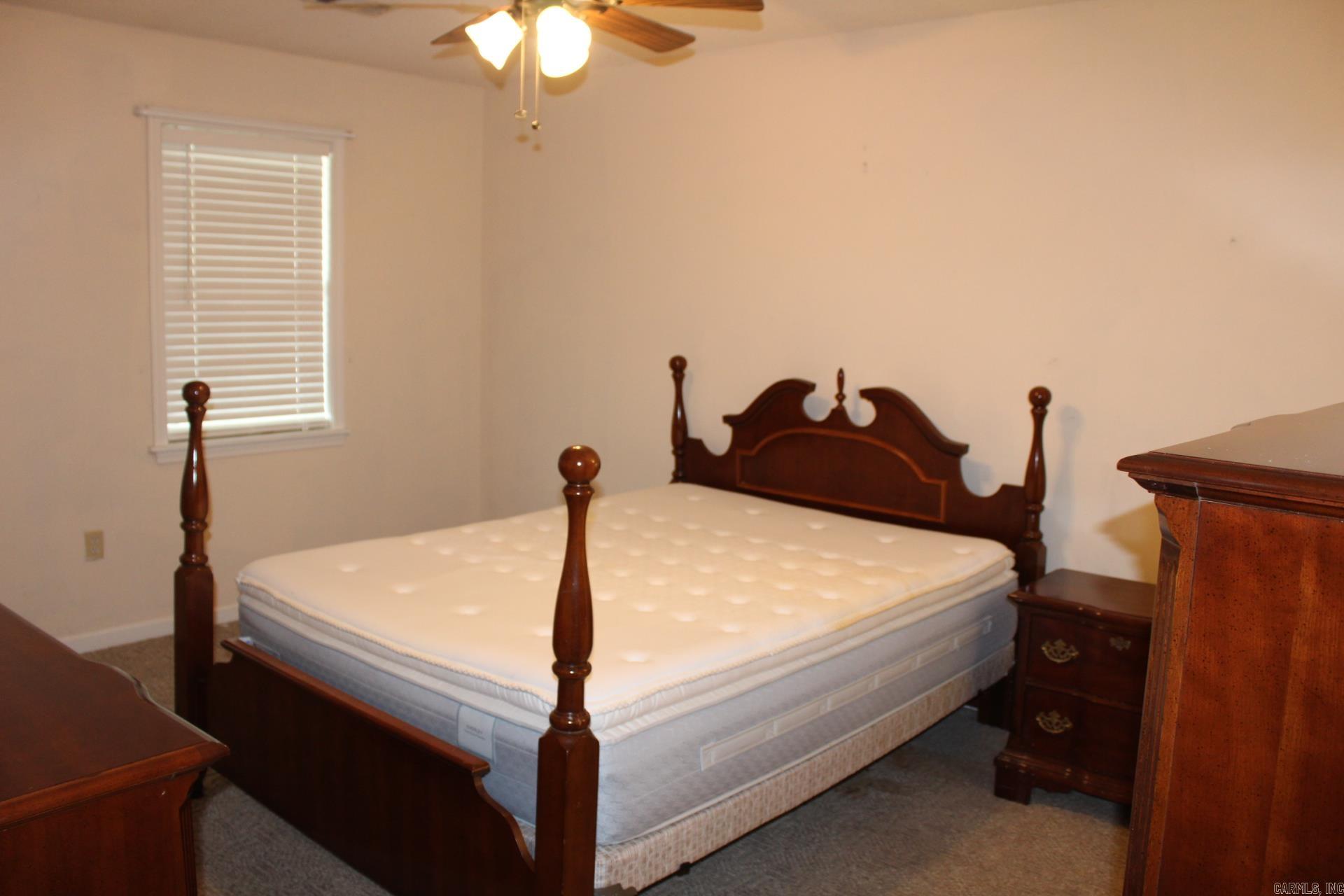 River Oaks Commons - Residential