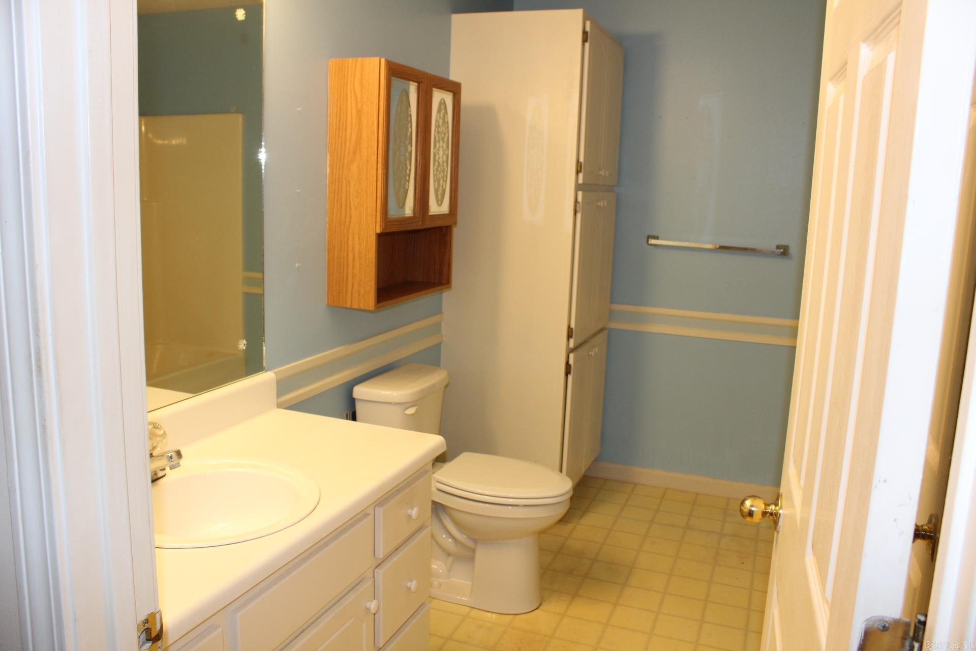 River Oaks Commons - Residential